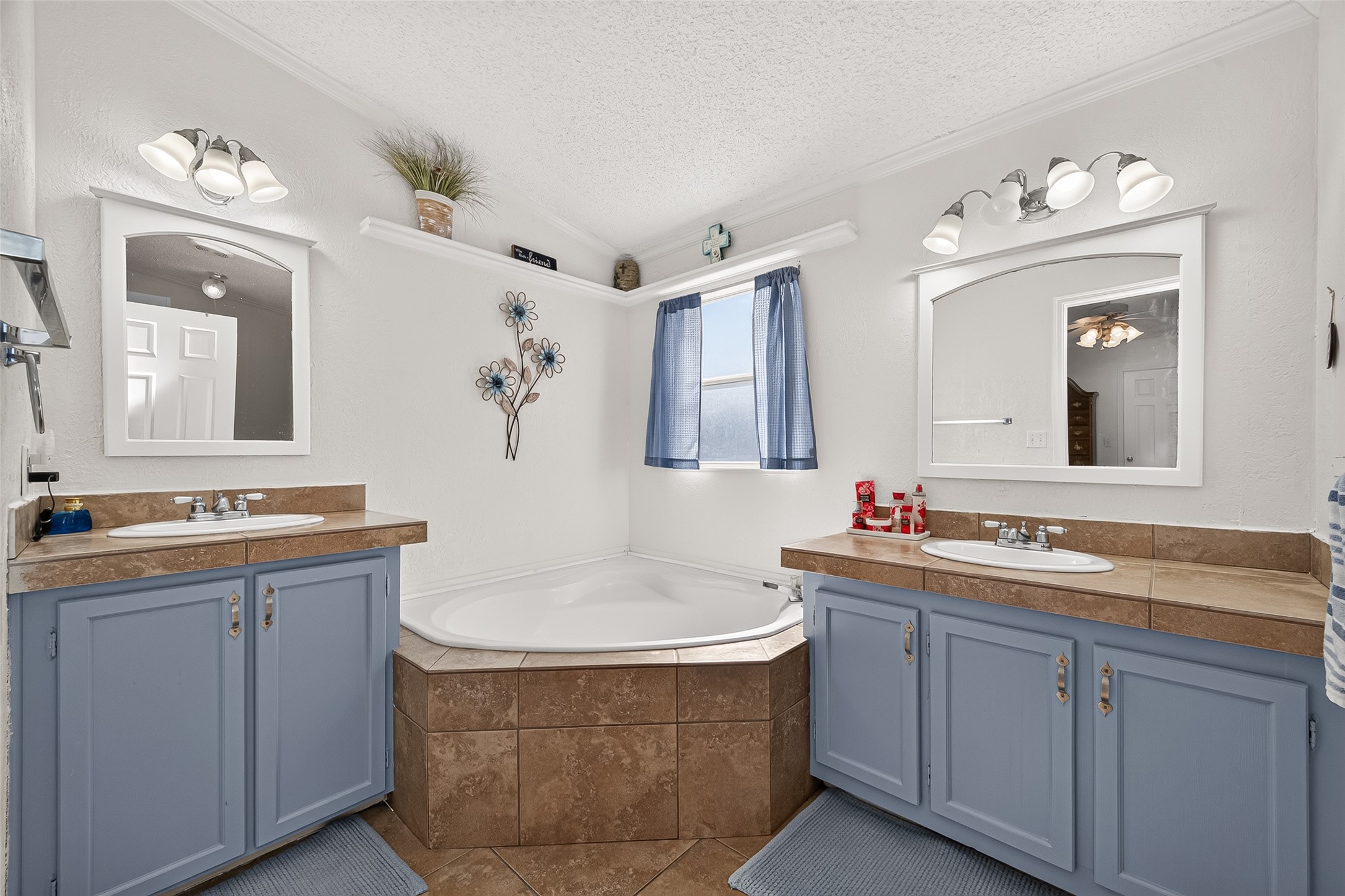 14174 Shadow Bay Drive Property Photo 23
