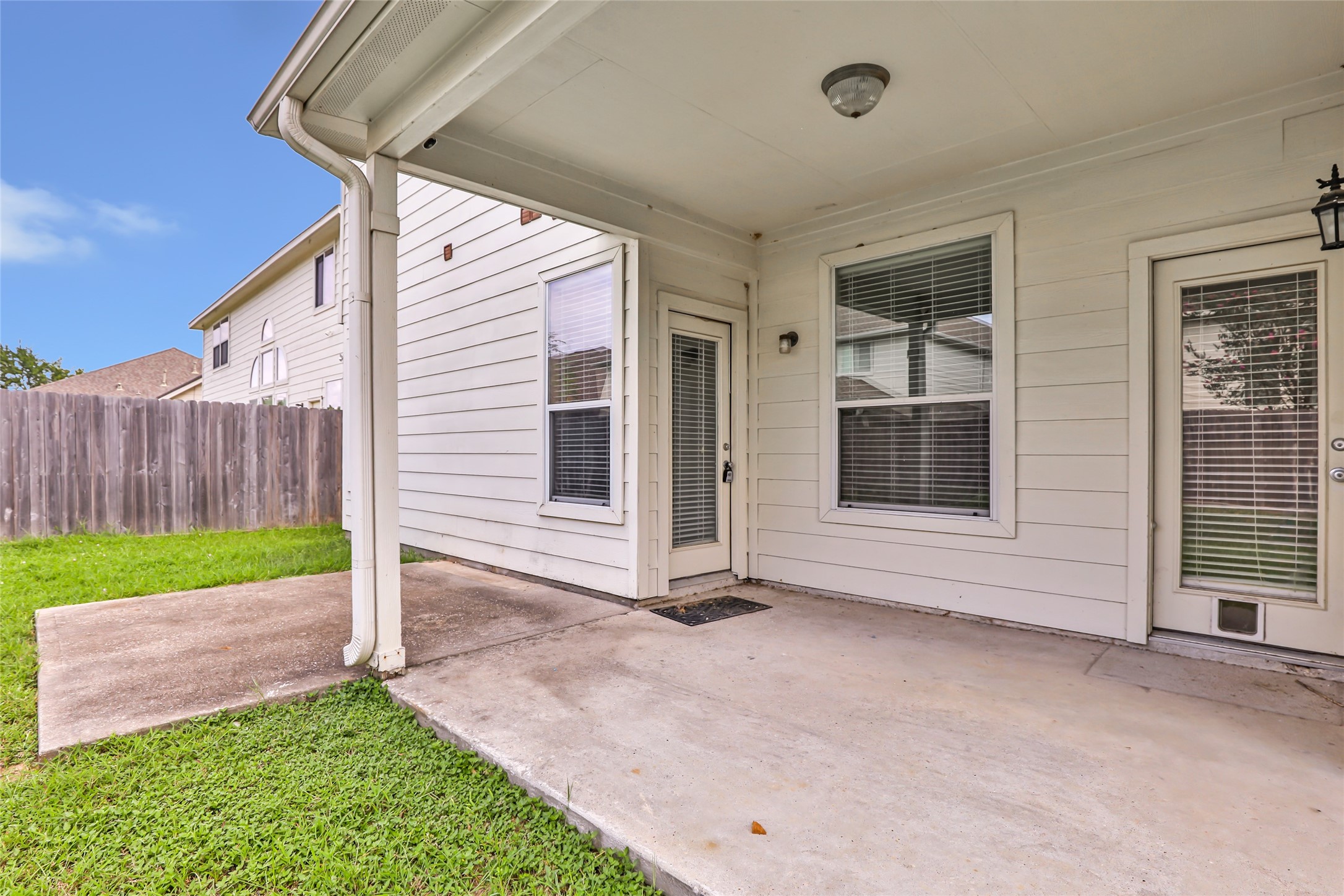 8226 Sierra Dawn Drive Property Photo 5