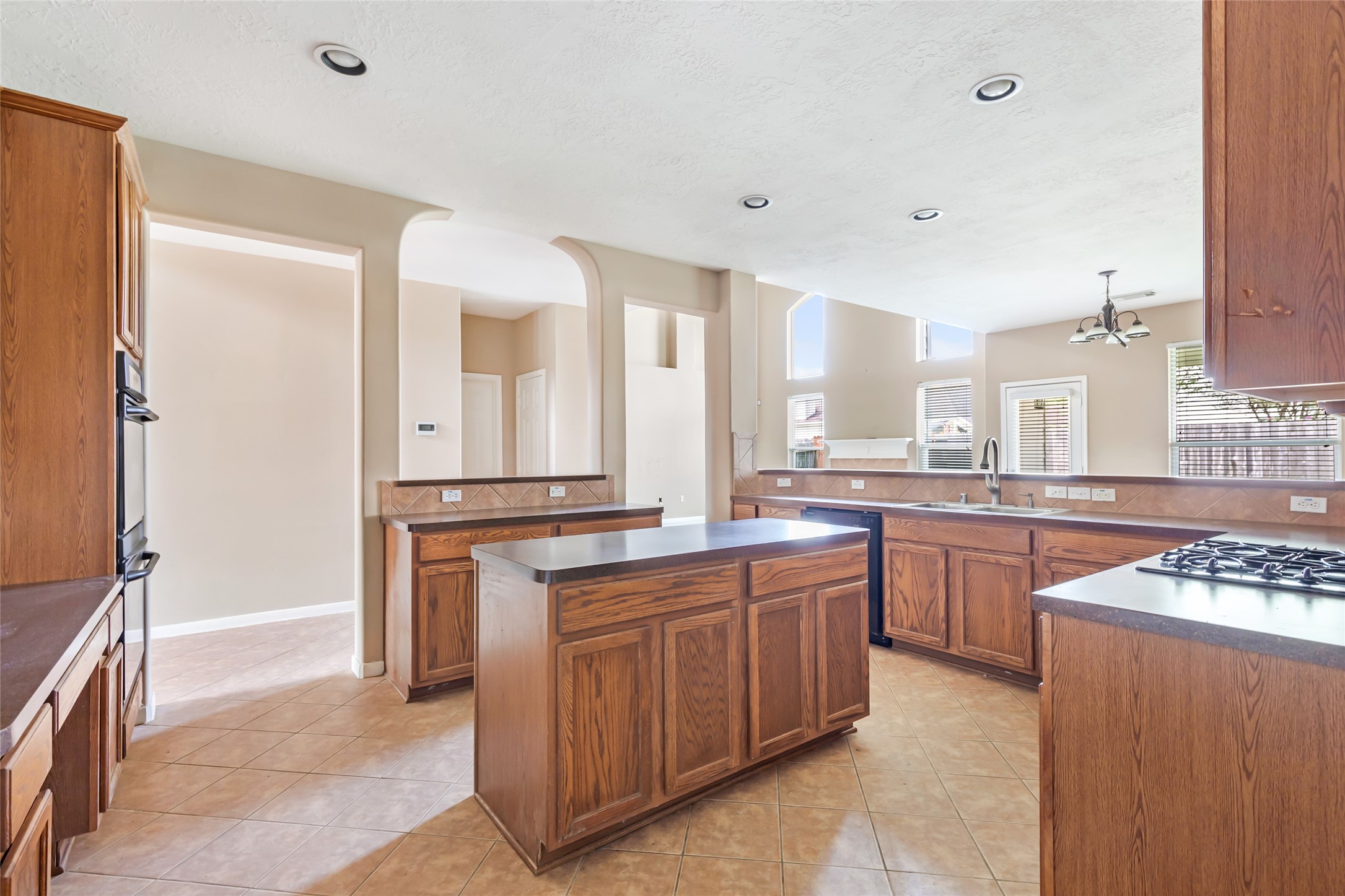 8226 Sierra Dawn Drive Property Photo 7