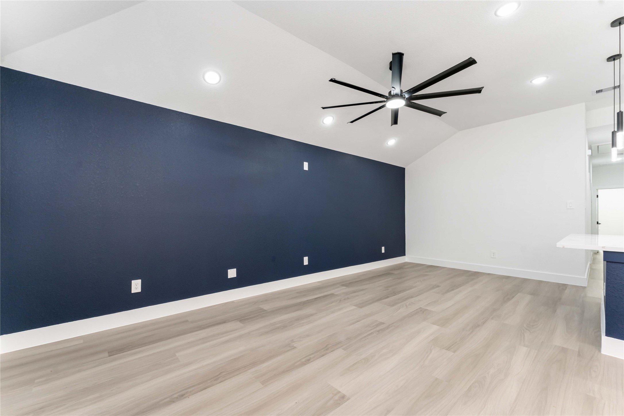 9406 Sandra Street A Property Photo 3