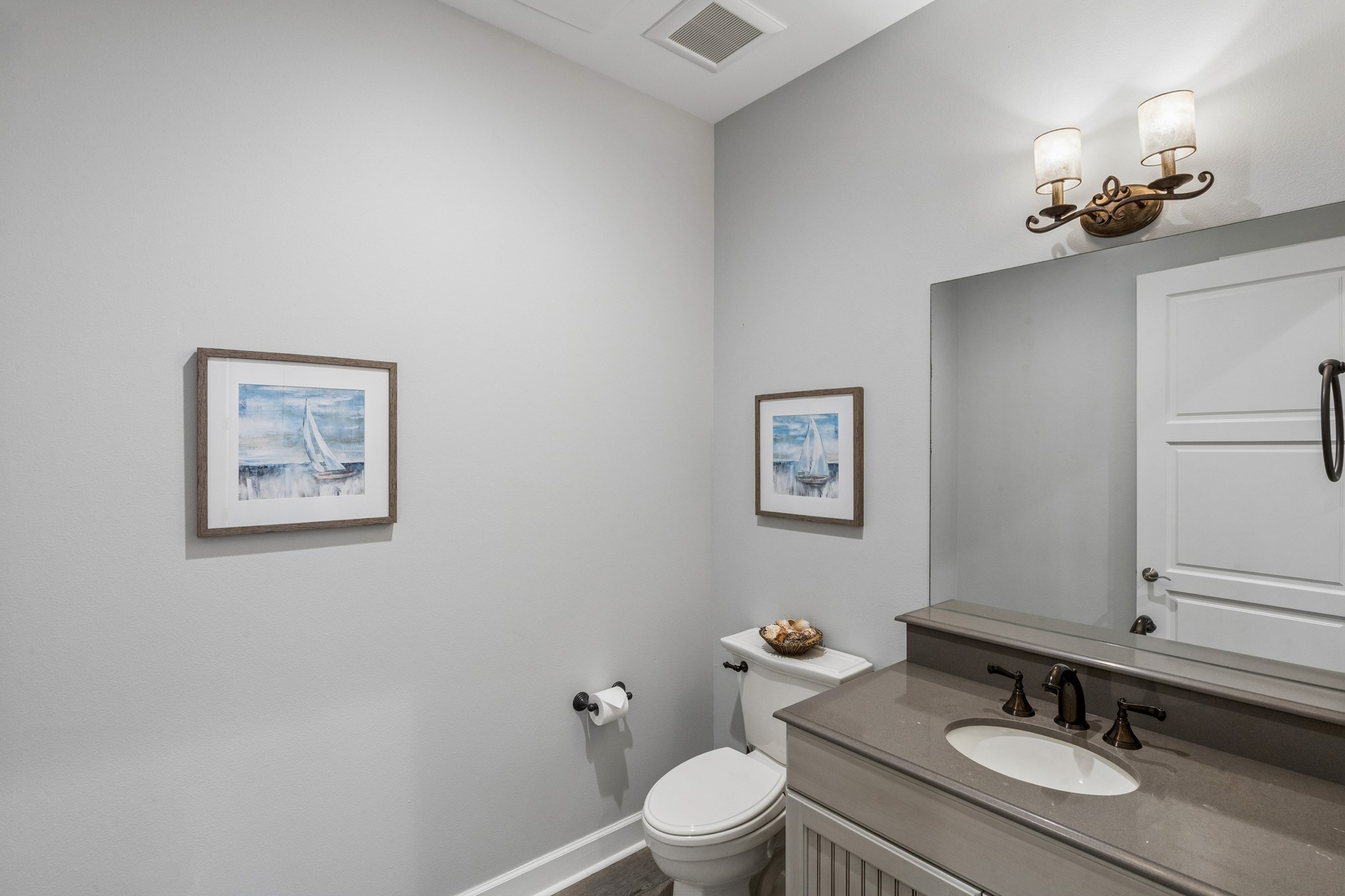 801 E Beach Drive Bc2606 Property Photo 25