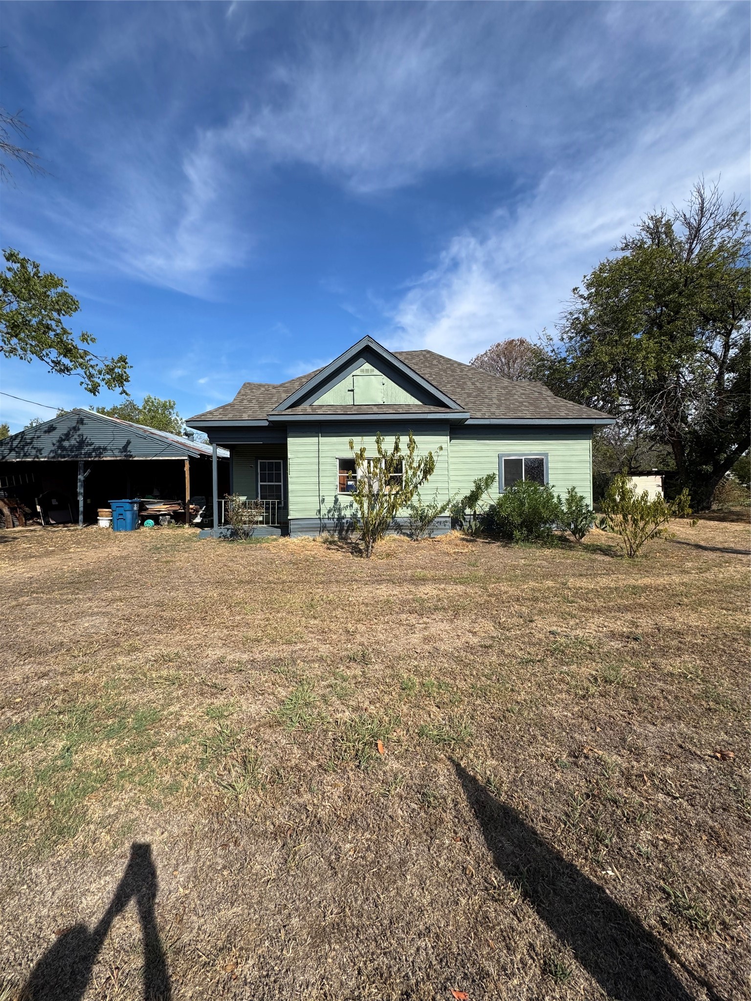 102 N 6th Street W Property Photo 10