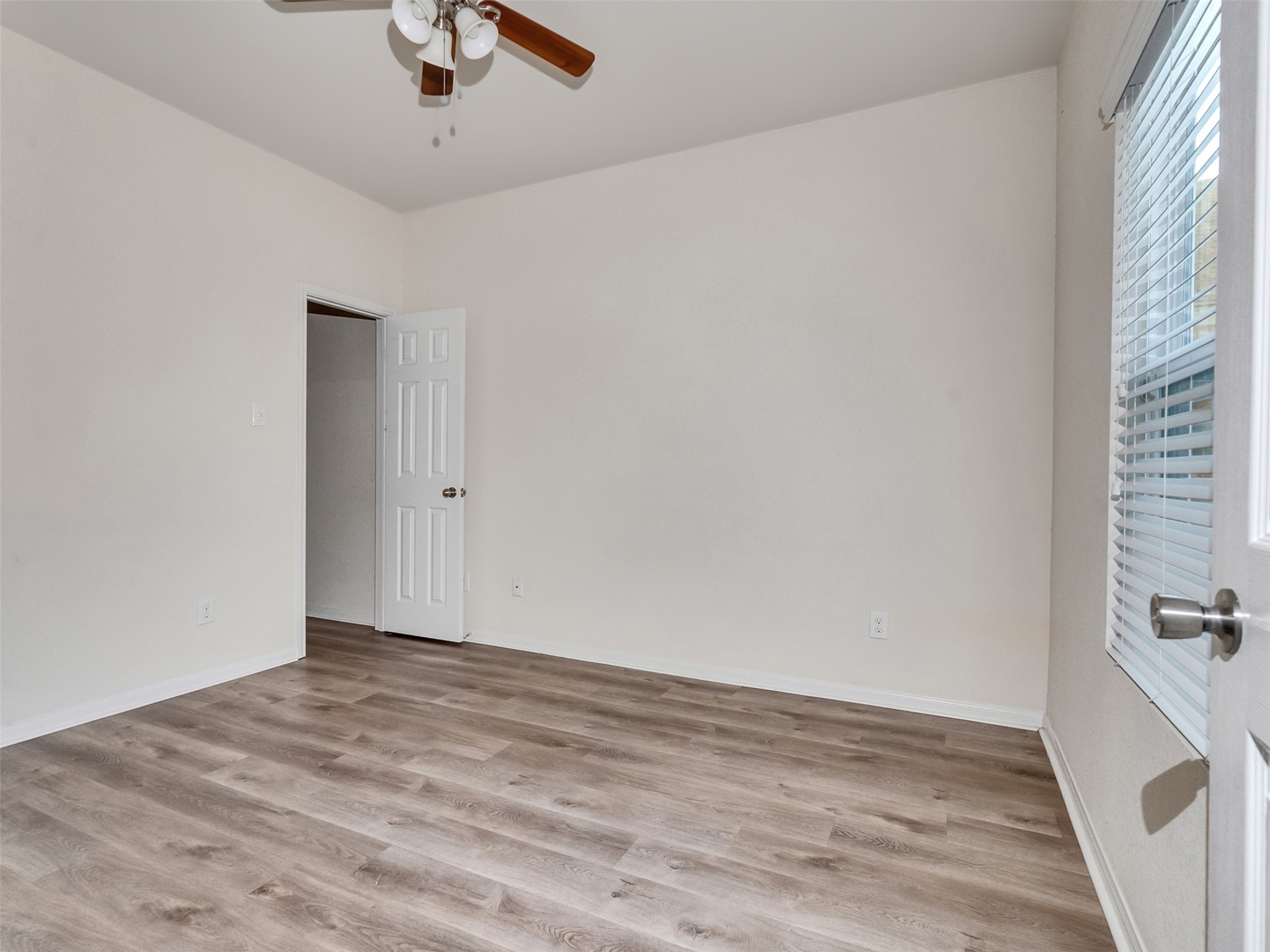 12215 Zenith Ridge Way Property Photo 15