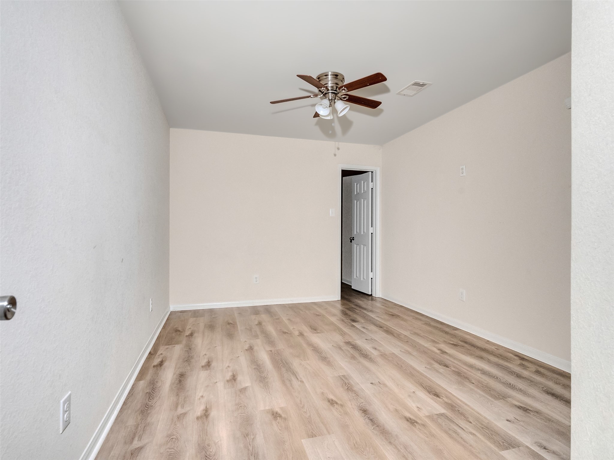 12215 Zenith Ridge Way Property Photo 17