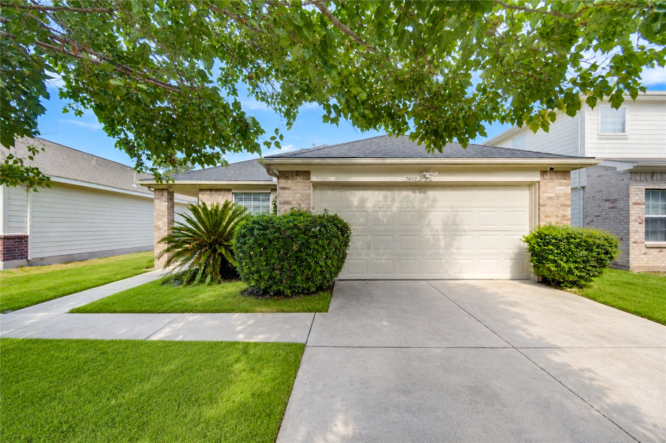 7602 Drifting Willow Court Property Photo 1