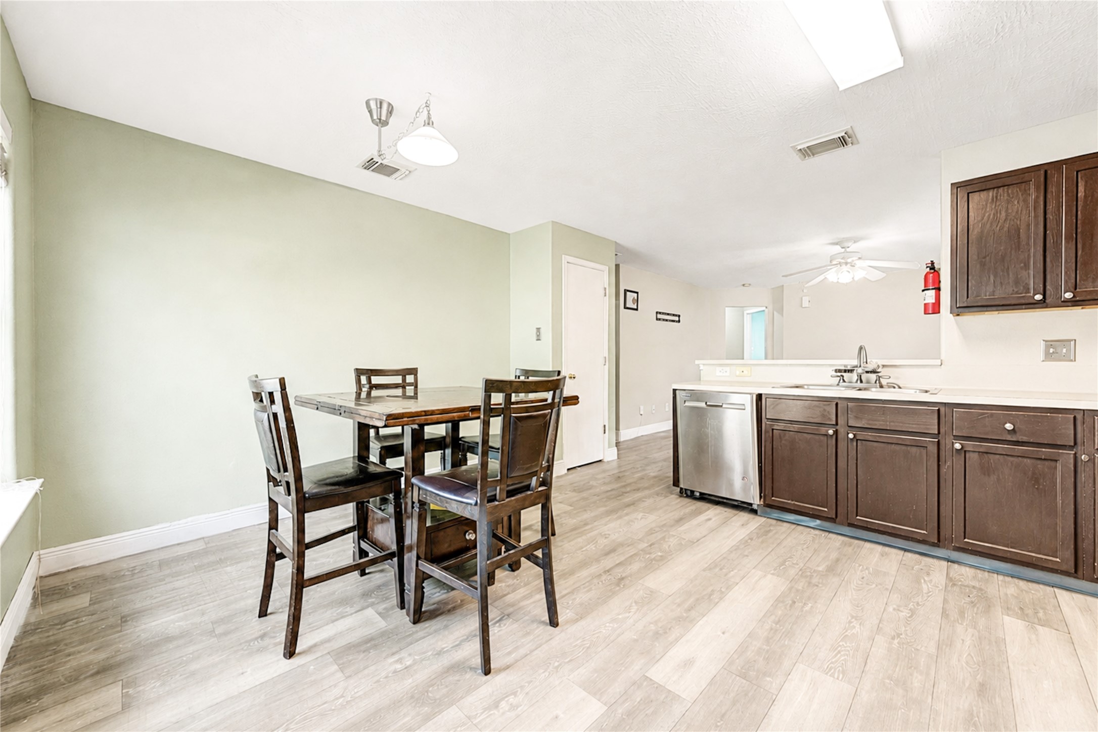 7602 Drifting Willow Court Property Photo 14