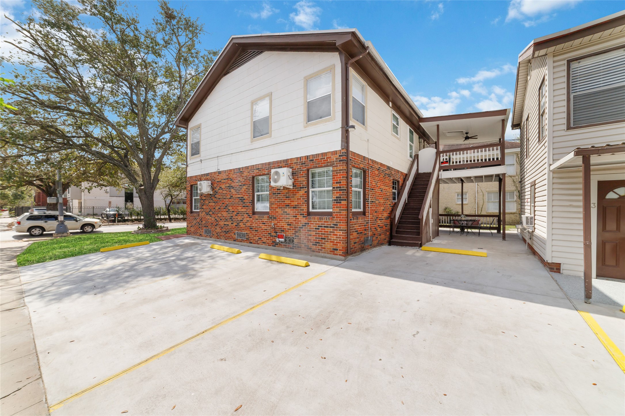1604 W Alabama St Property Photo 24