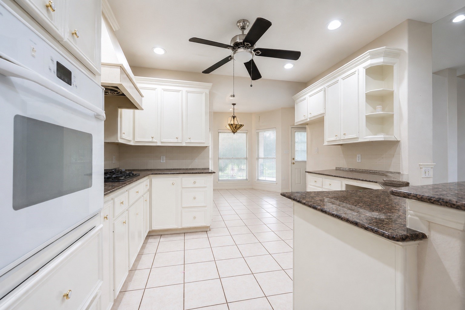 757 Forest Lane Drive Property Photo 3