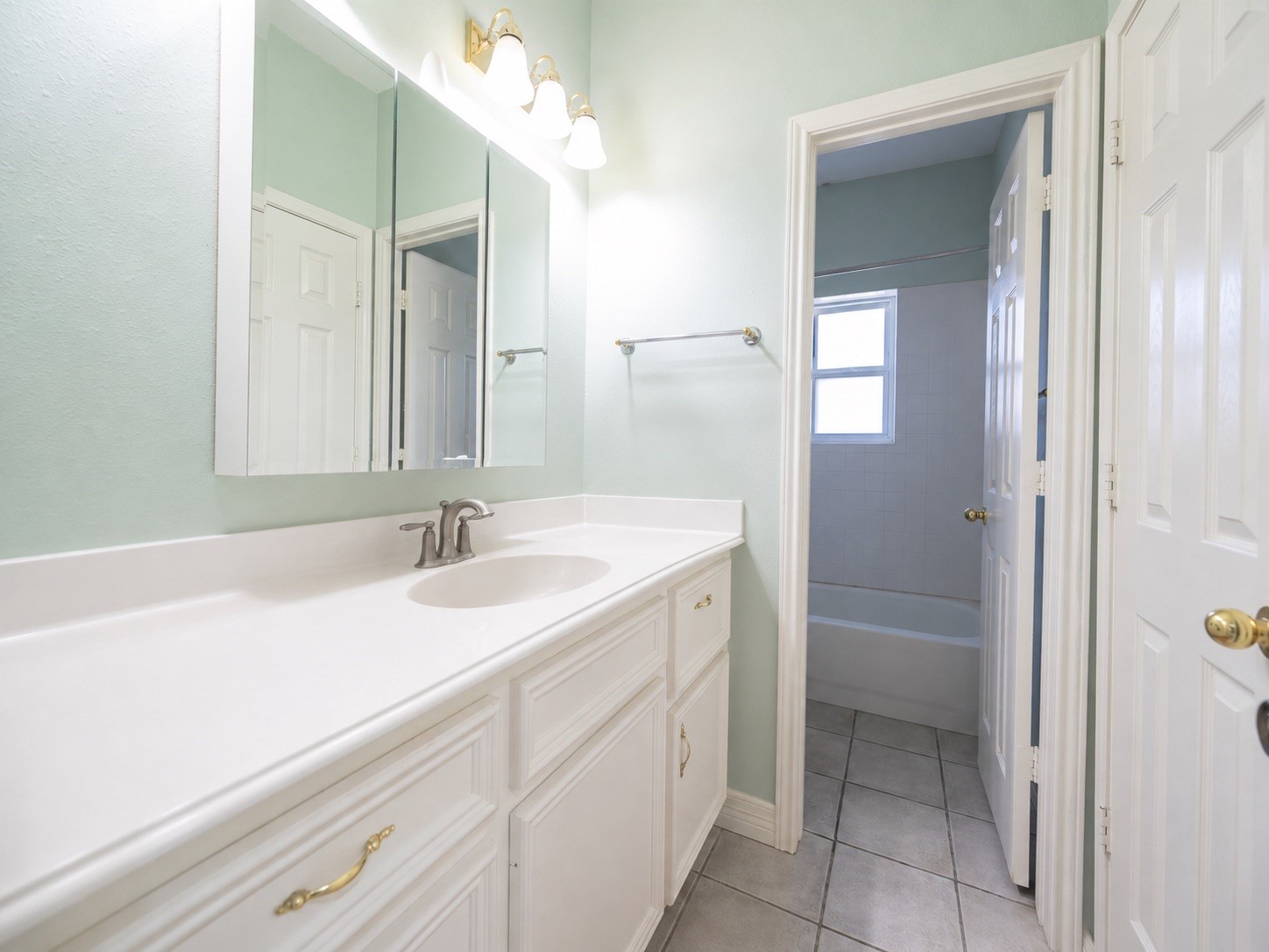 757 Forest Lane Drive Property Photo 18