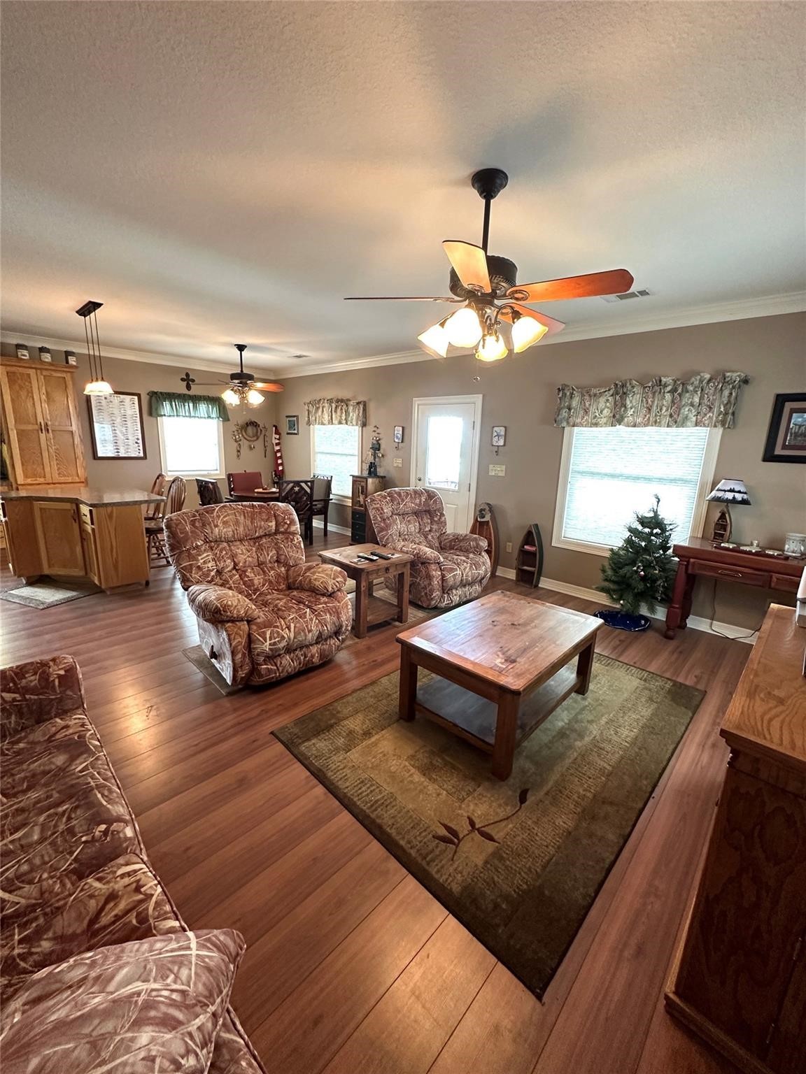 822 Seagull Road Property Photo 4