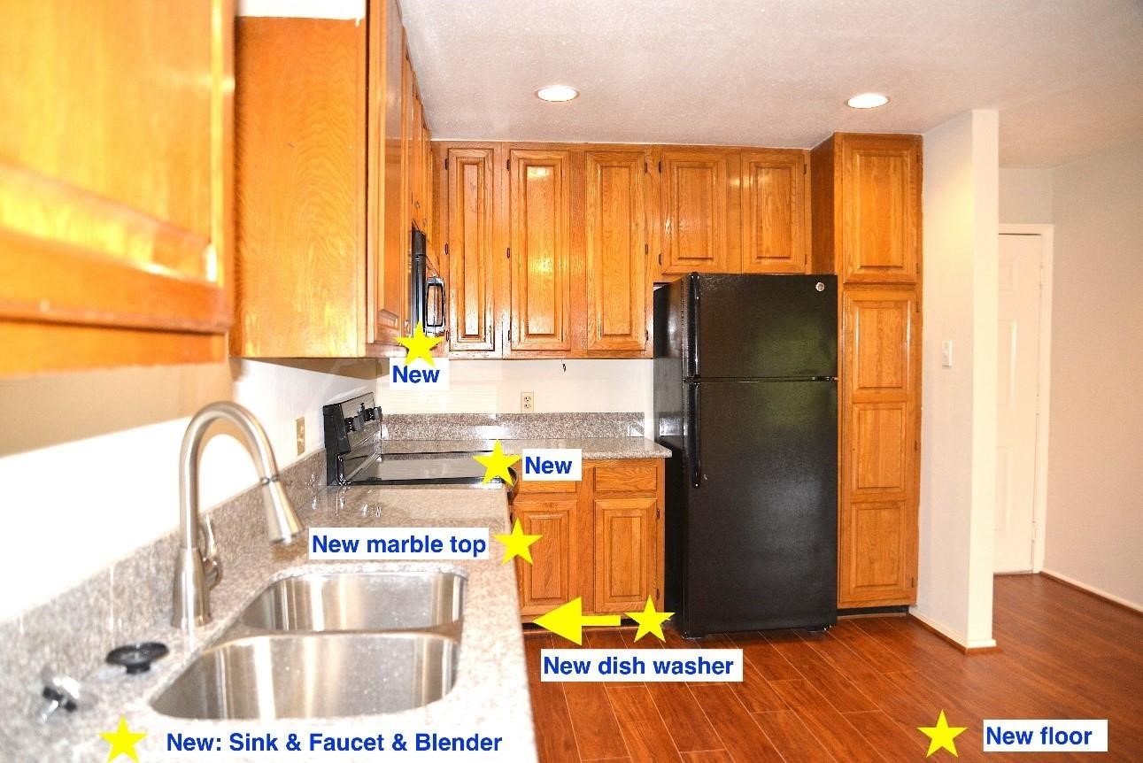 2207 S Braeswood Boulevard 42j Property Photo 2