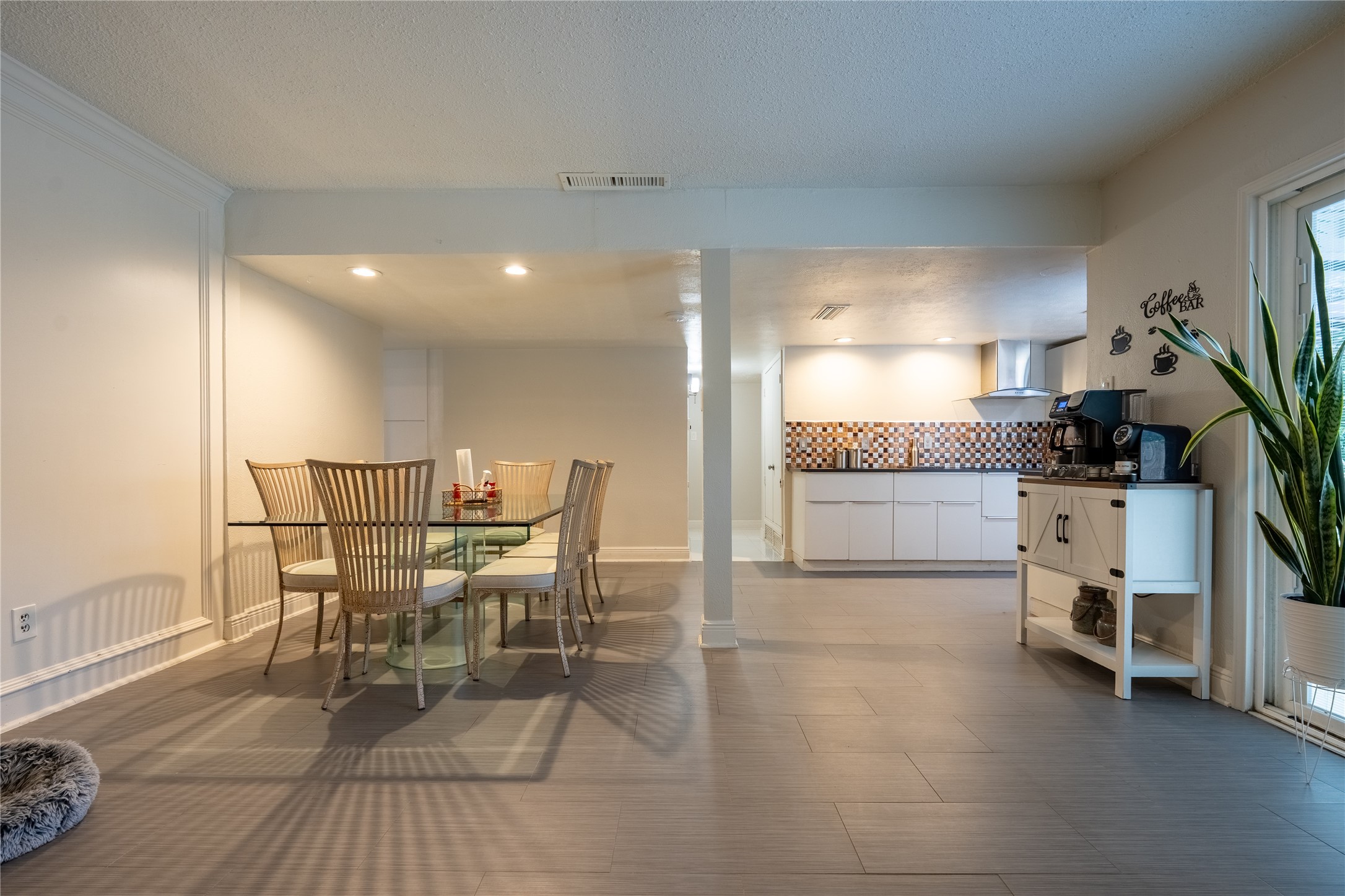 5518 Lerwick Dr Property Photo 10