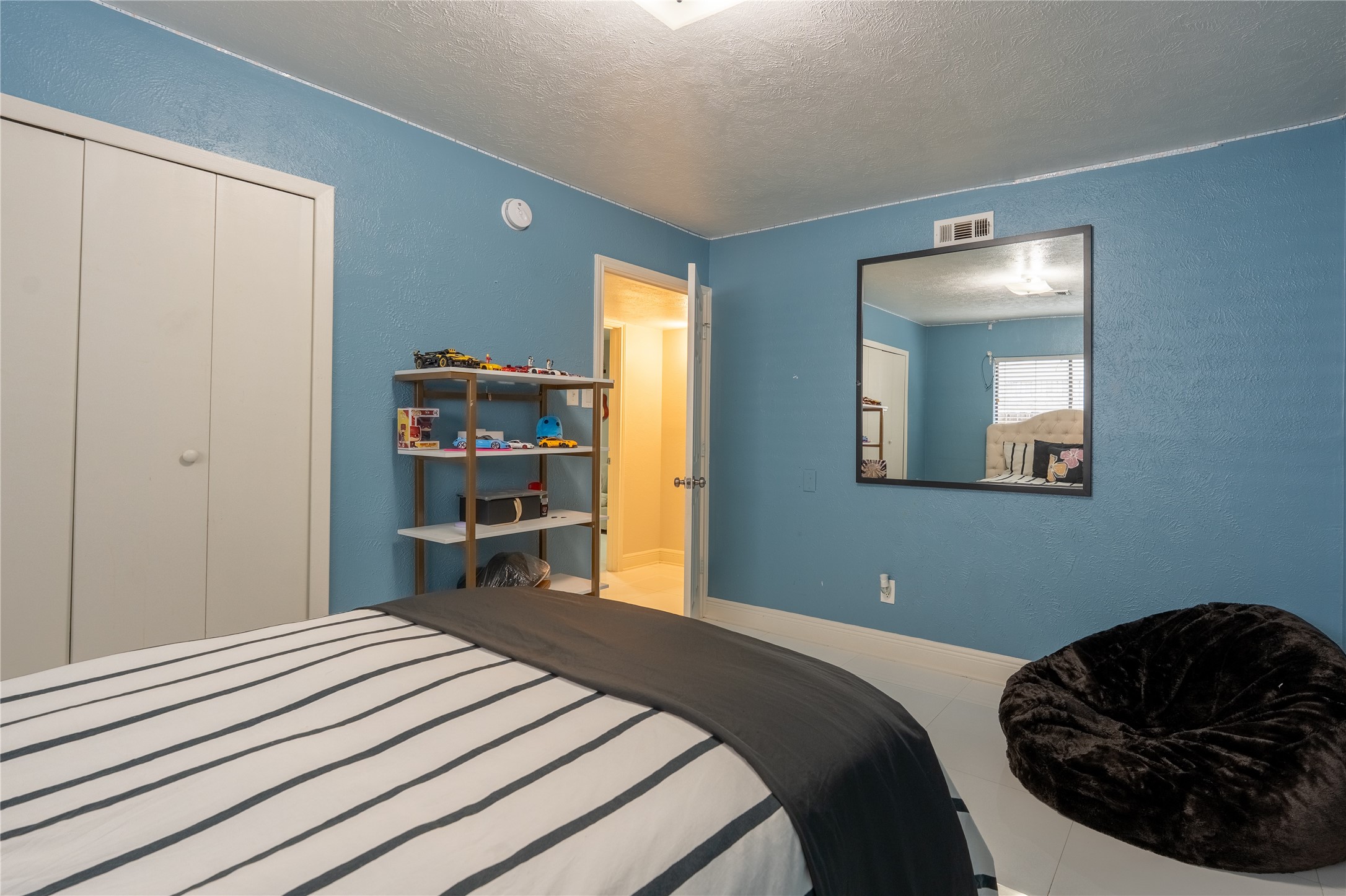 5518 Lerwick Dr Property Photo 24