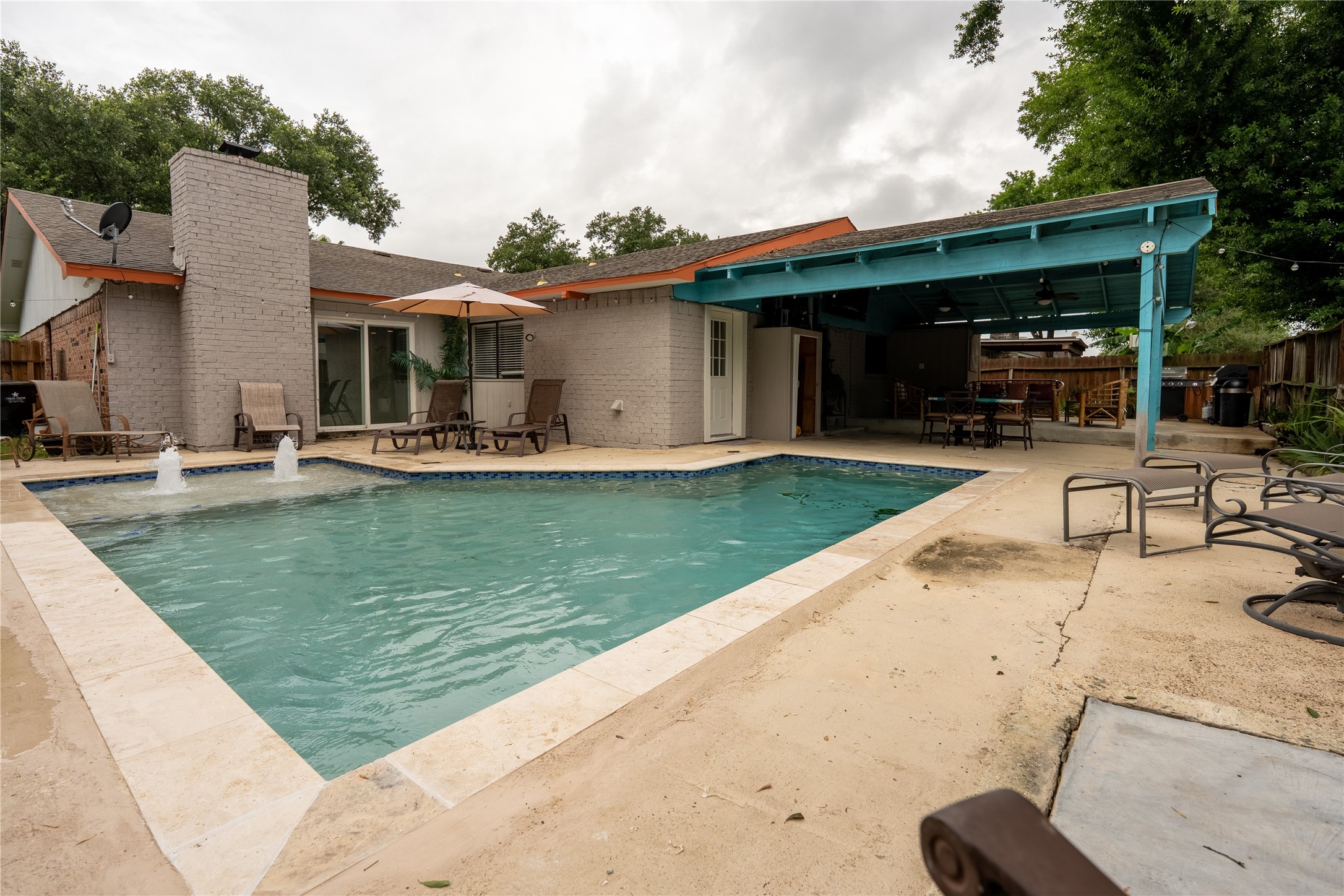 5518 Lerwick Dr Property Photo 34