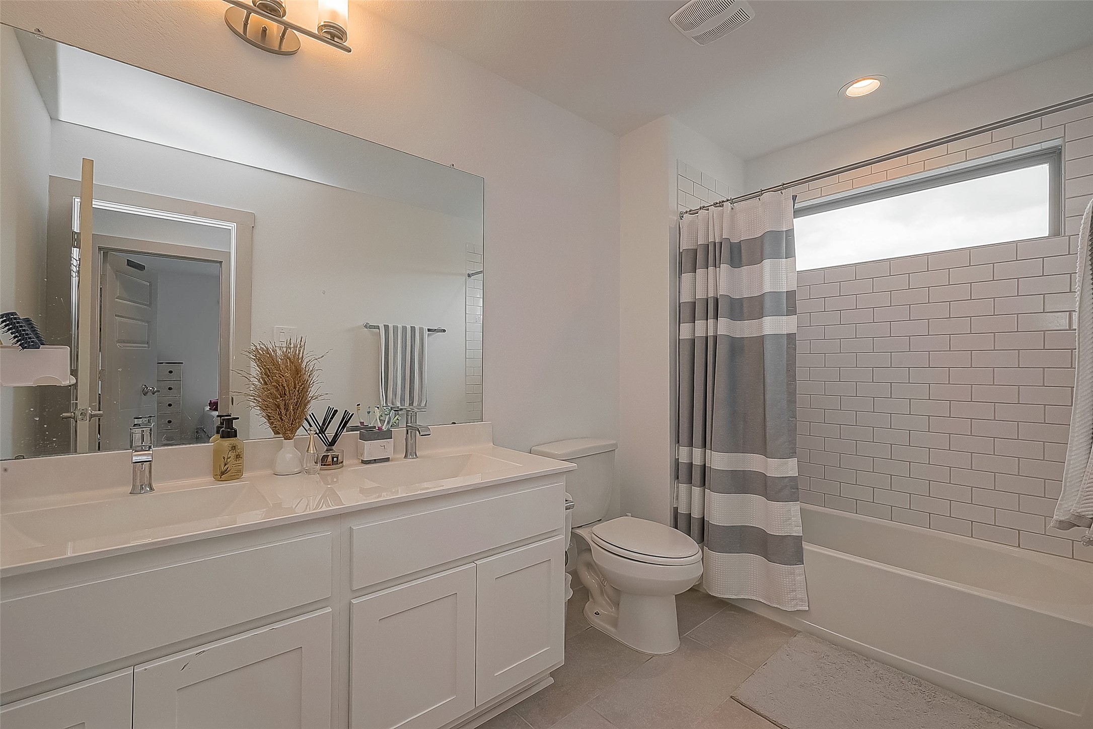 29407 Red Rocks Park Drive Property Photo 33