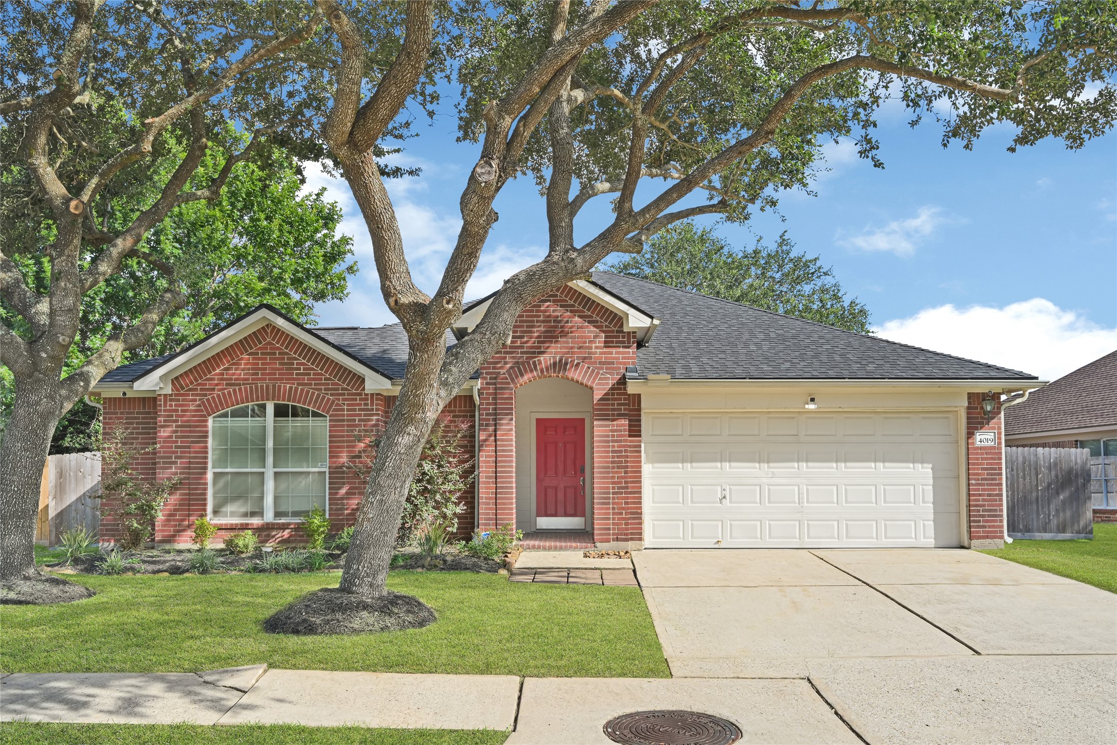 4019 Bytrail Court Property Photo 2
