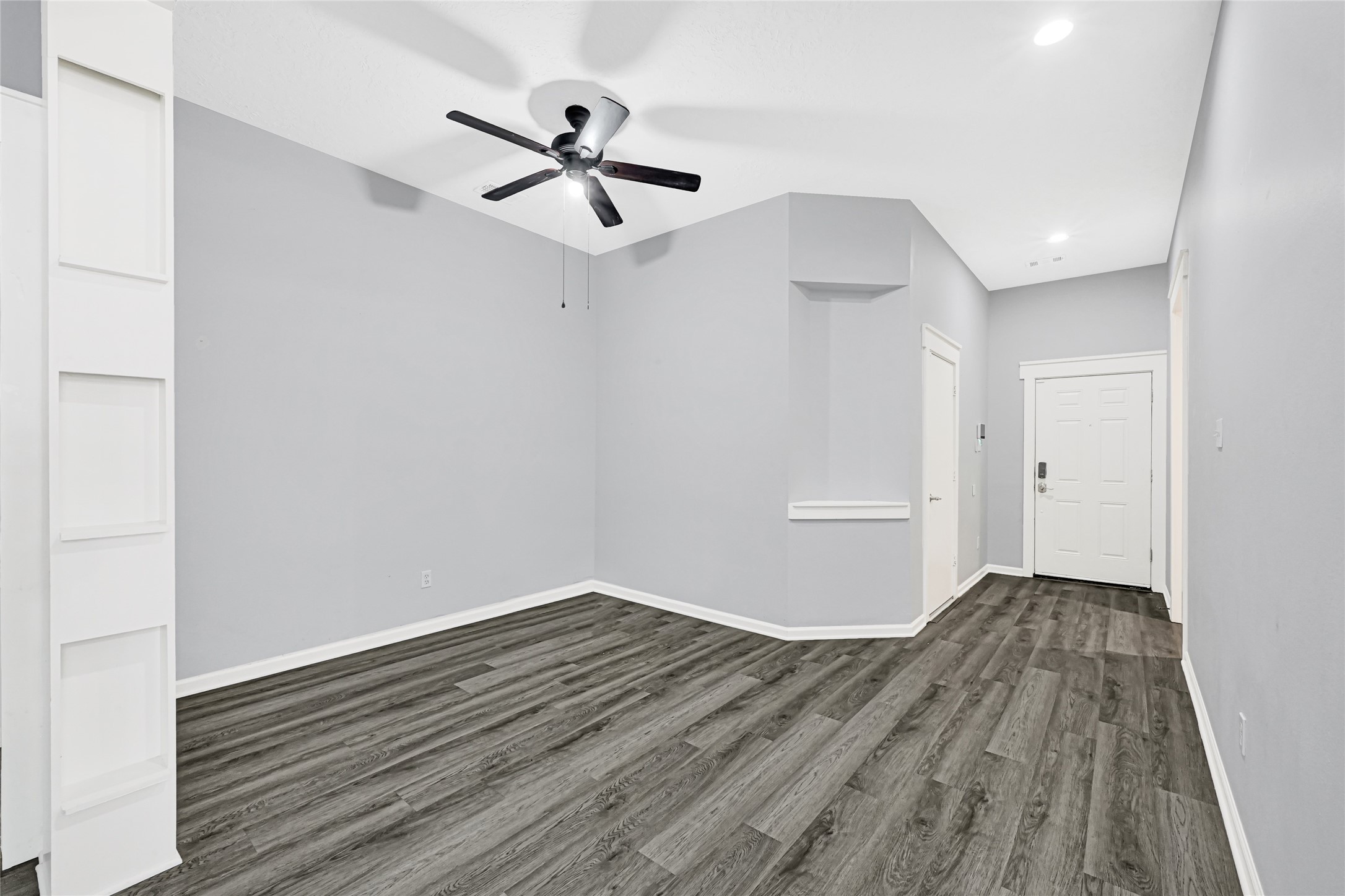 4019 Bytrail Court Property Photo 6