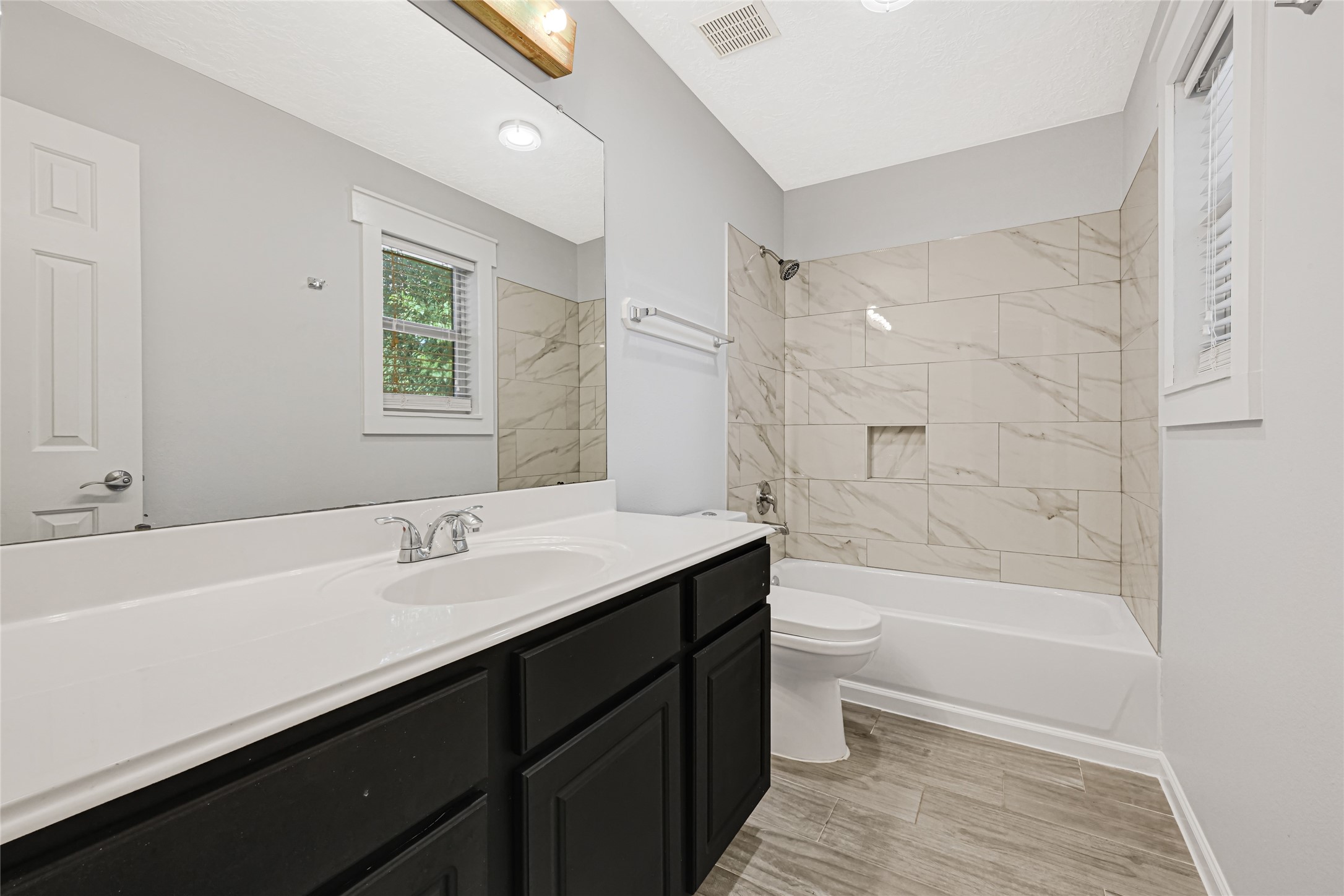 4019 Bytrail Court Property Photo 19