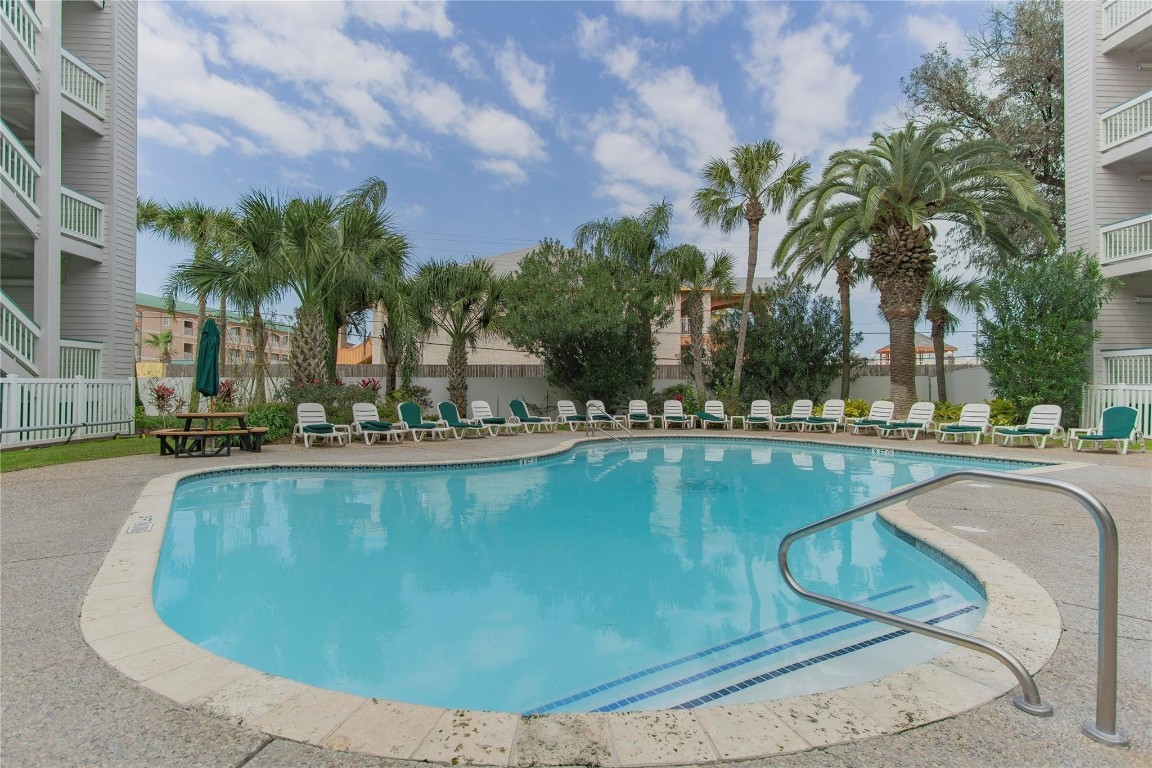 6102 Seawall Boulevard 157 Property Photo 19