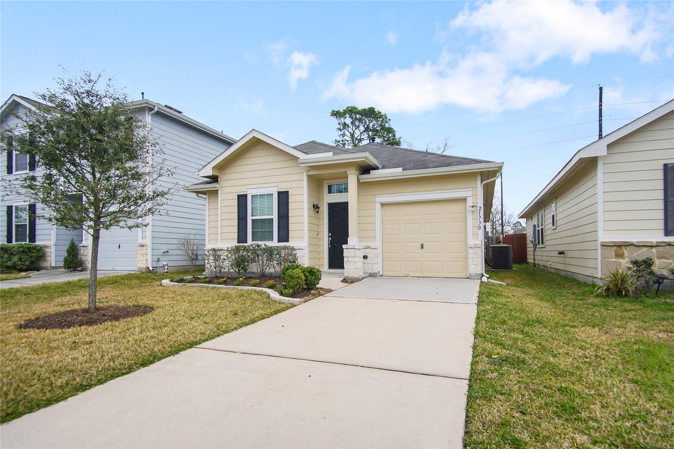 21730 Mossy Field Lane Property Photo 1