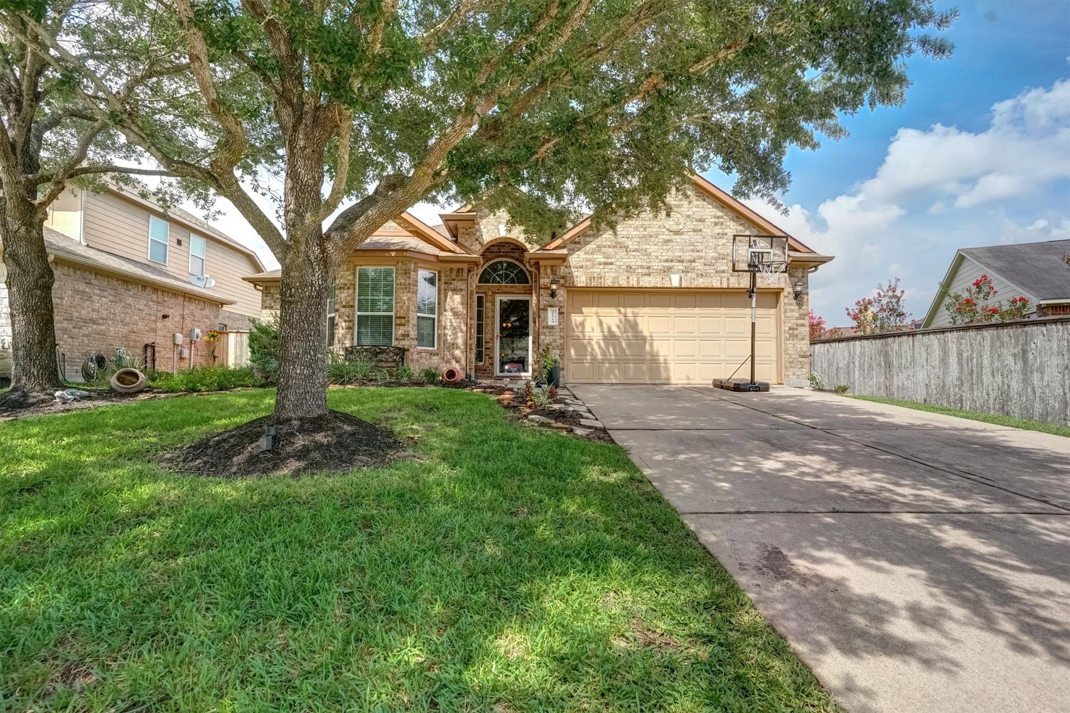 21714 Venture Park Drive Property Photo 1