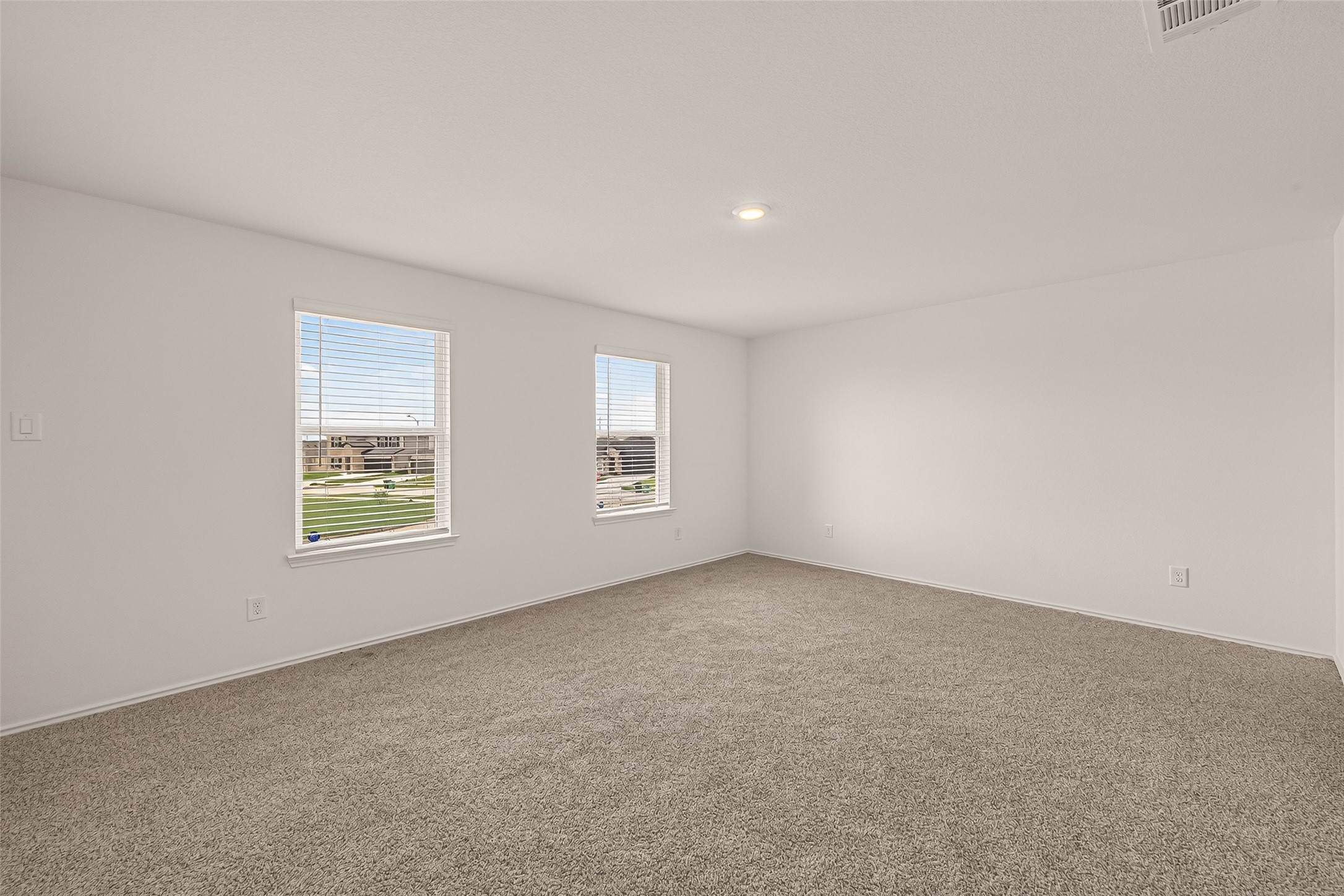 3611 Koop Loop Court Property Photo 25