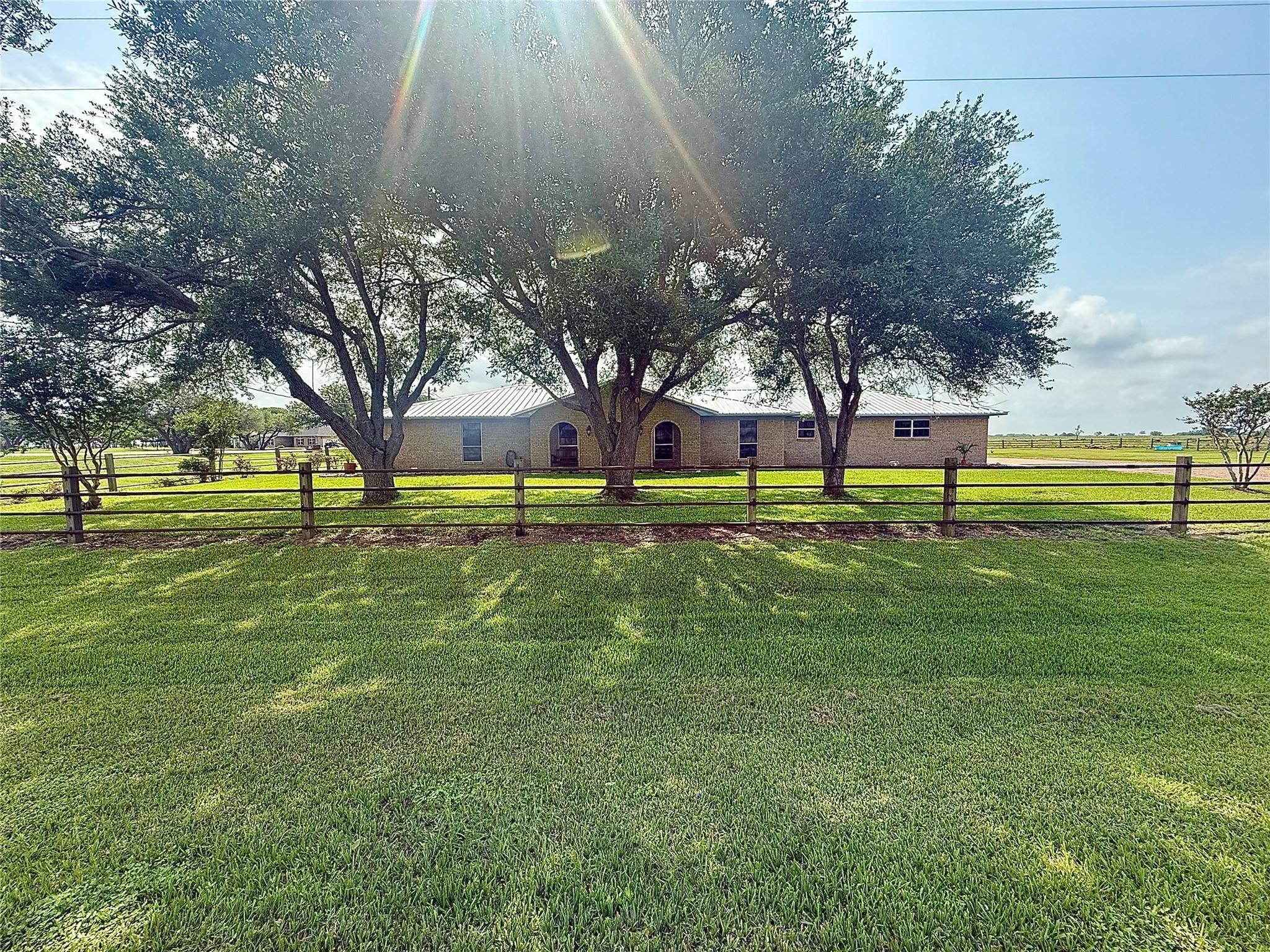 1201 Fm 1862 Property Photo 1