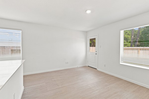 17123 Saxophone Lane Property Photo 9