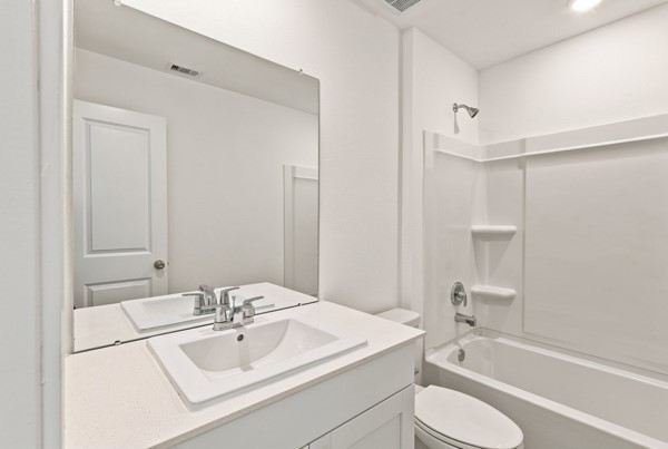 17123 Saxophone Lane Property Photo 13