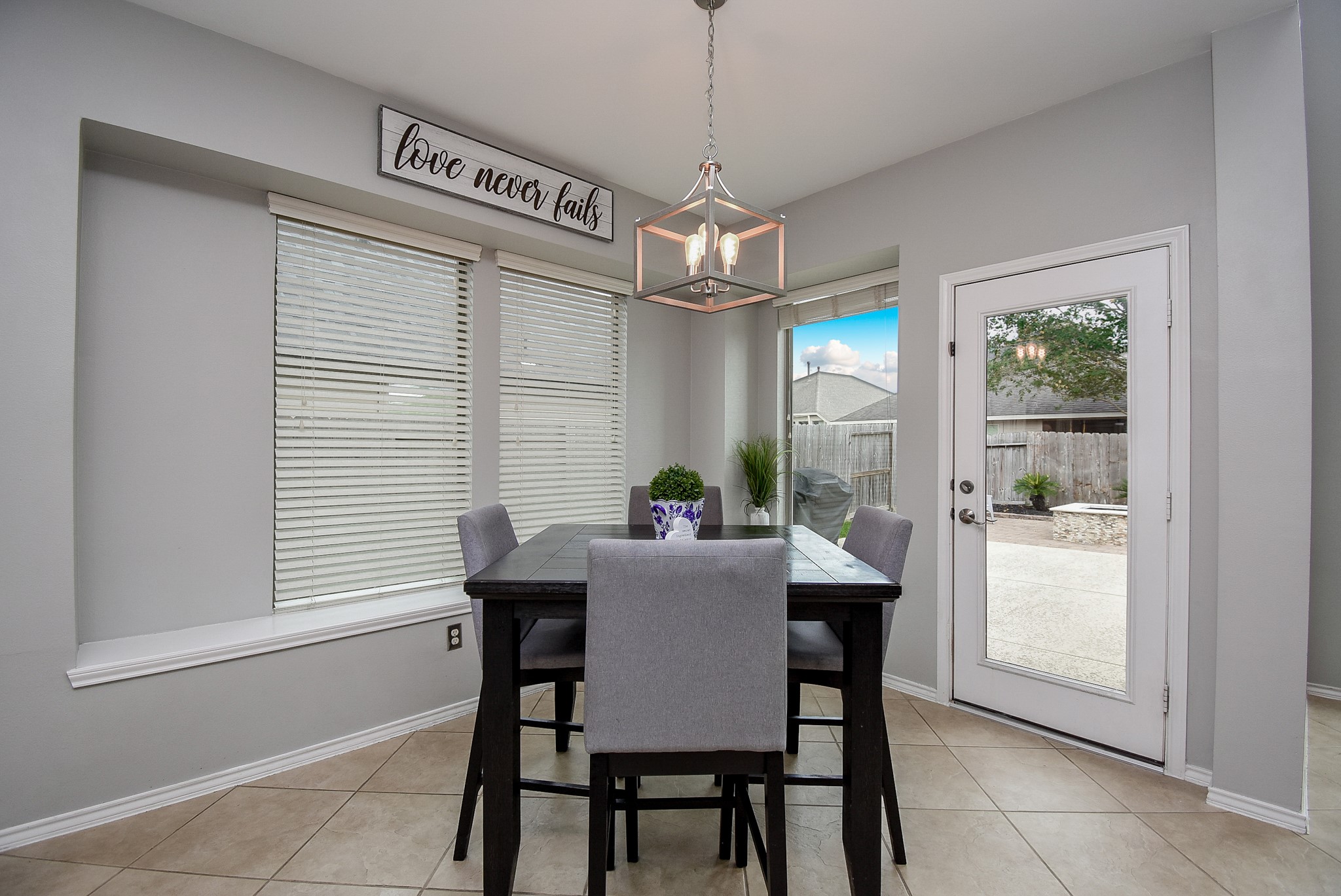 1334 Laura Hills Lane Property Photo 14