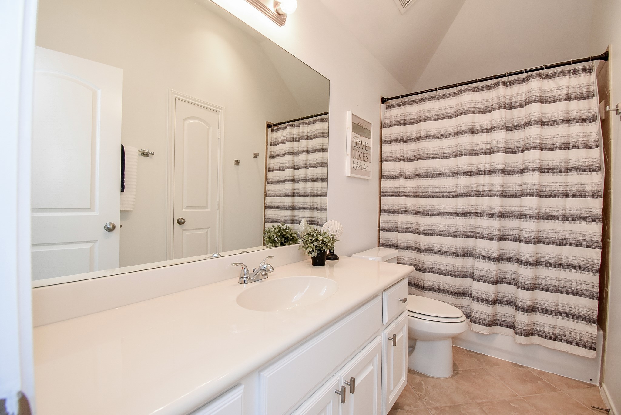 1334 Laura Hills Lane Property Photo 35