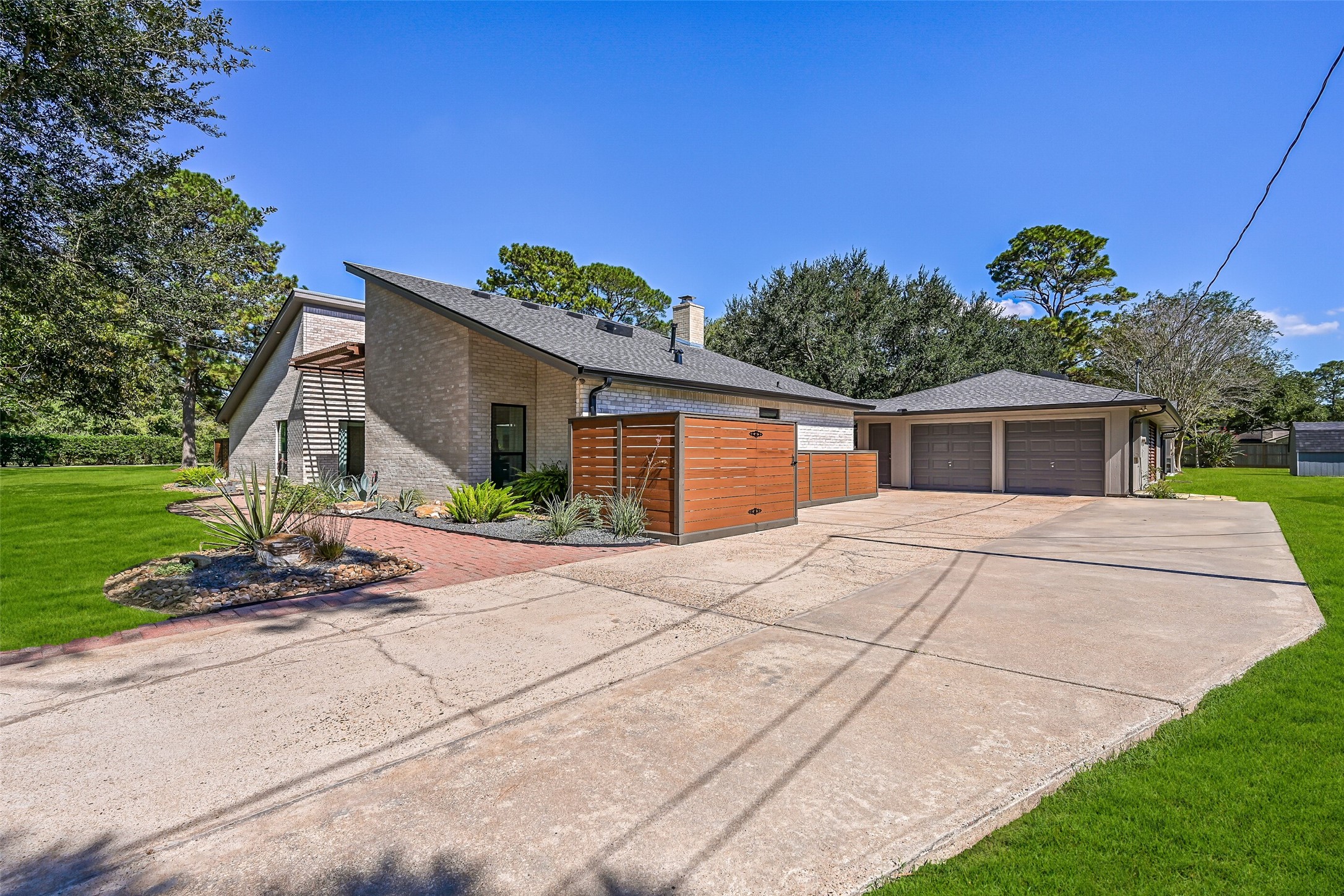 921 Falling Leaf Drive Property Photo 6