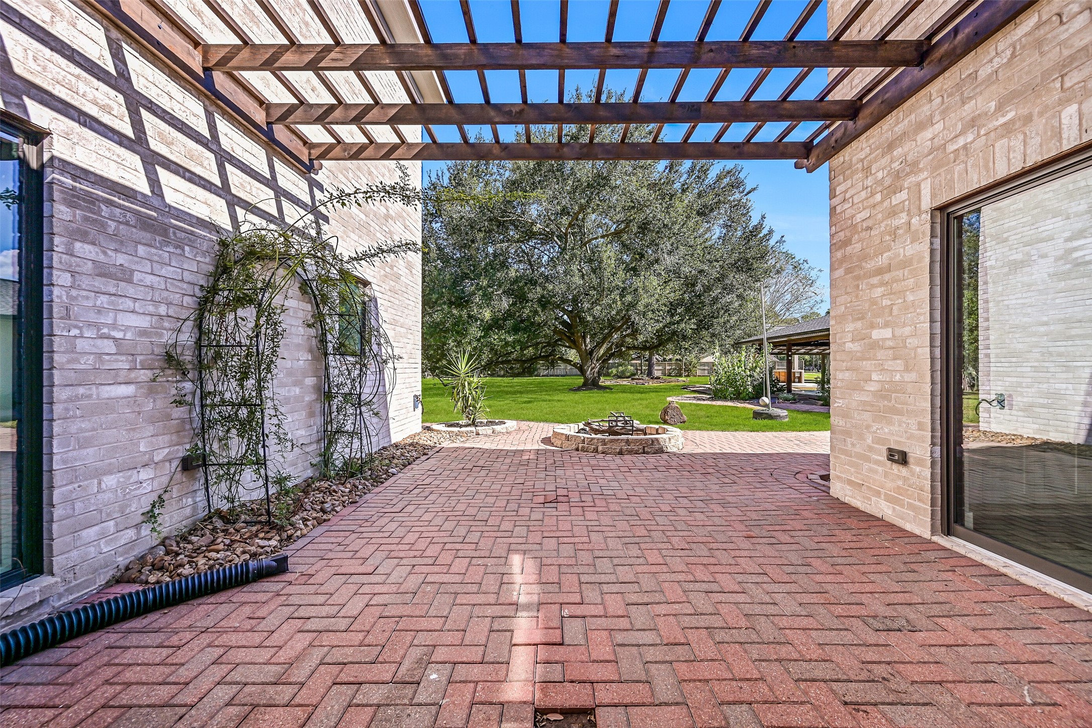 921 Falling Leaf Drive Property Photo 40