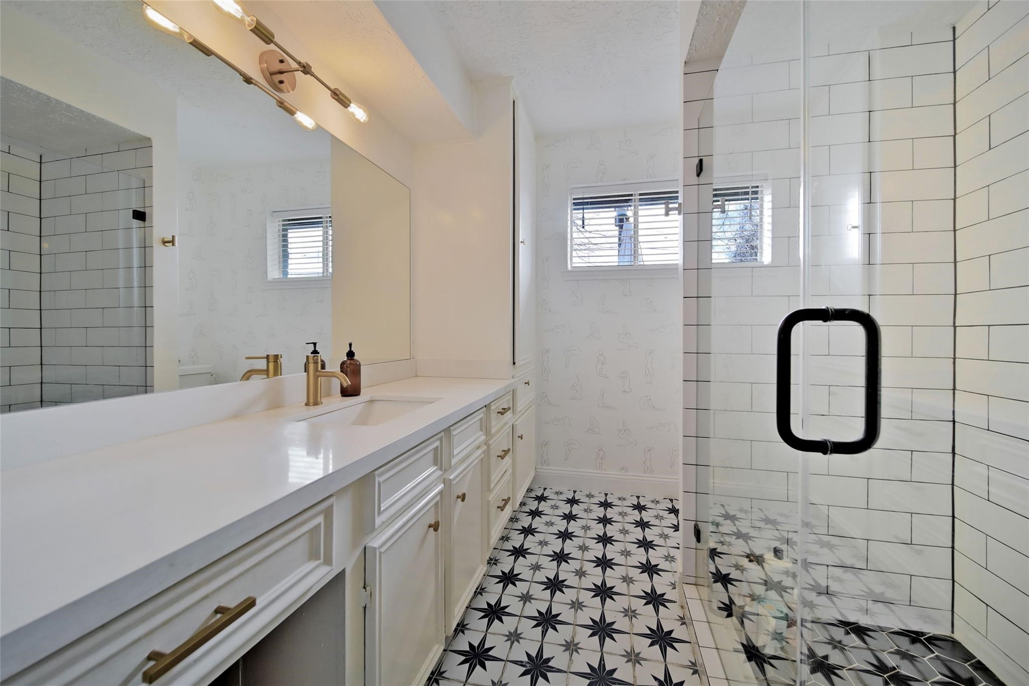 323 Gentilly Drive Property Photo 19