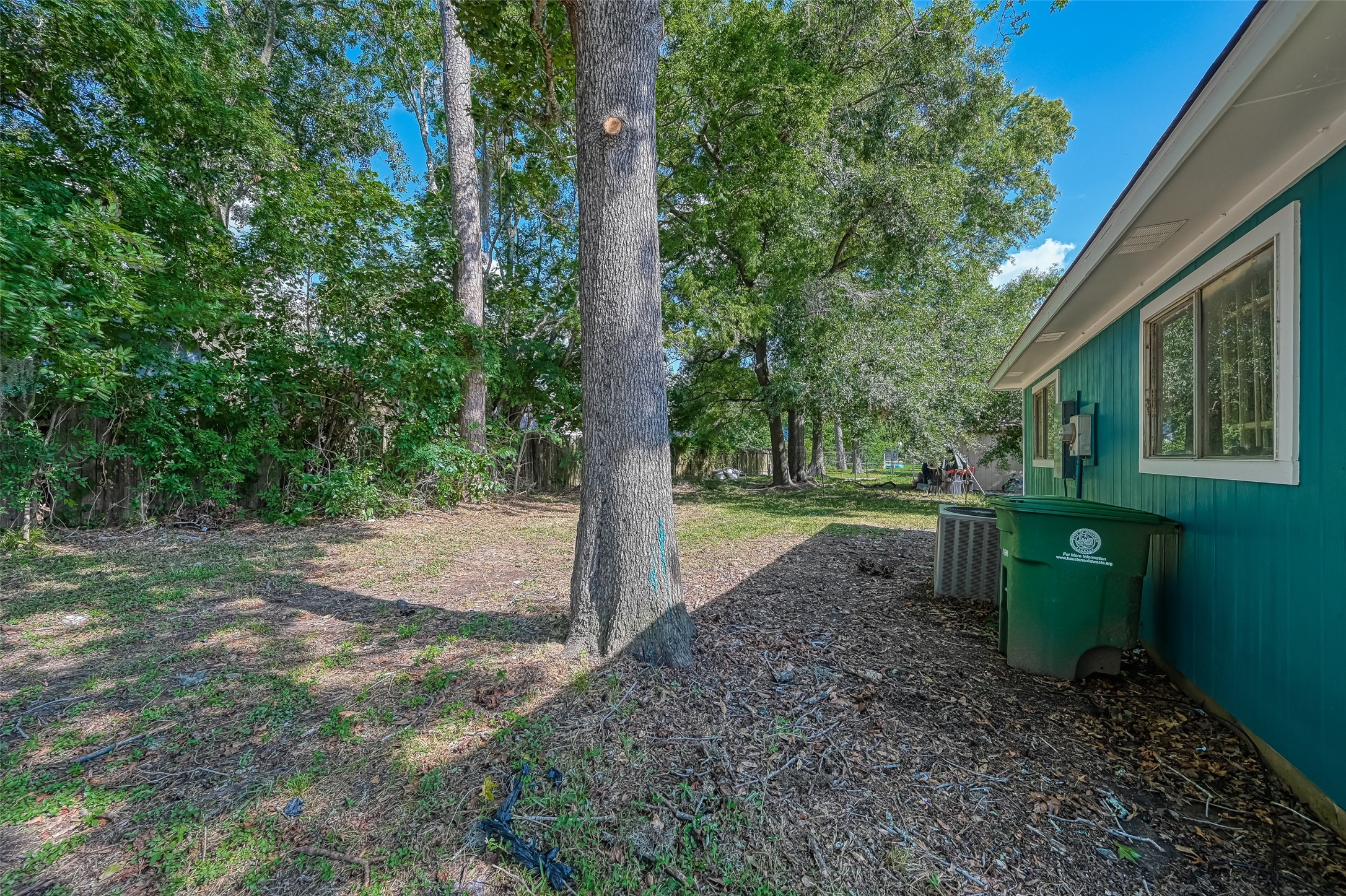 8623 Valley Forest Drive Property Photo 35