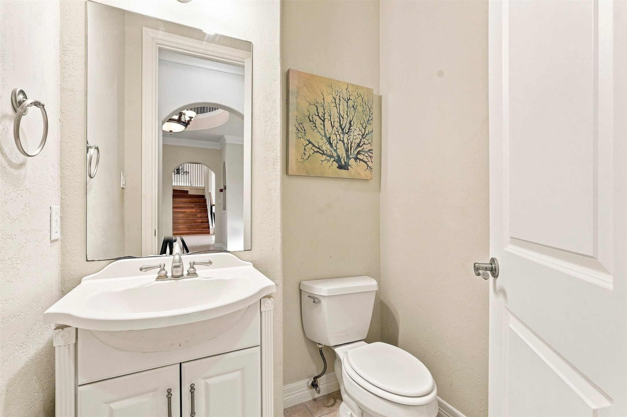 1726 Parklake Village Property Photo 5