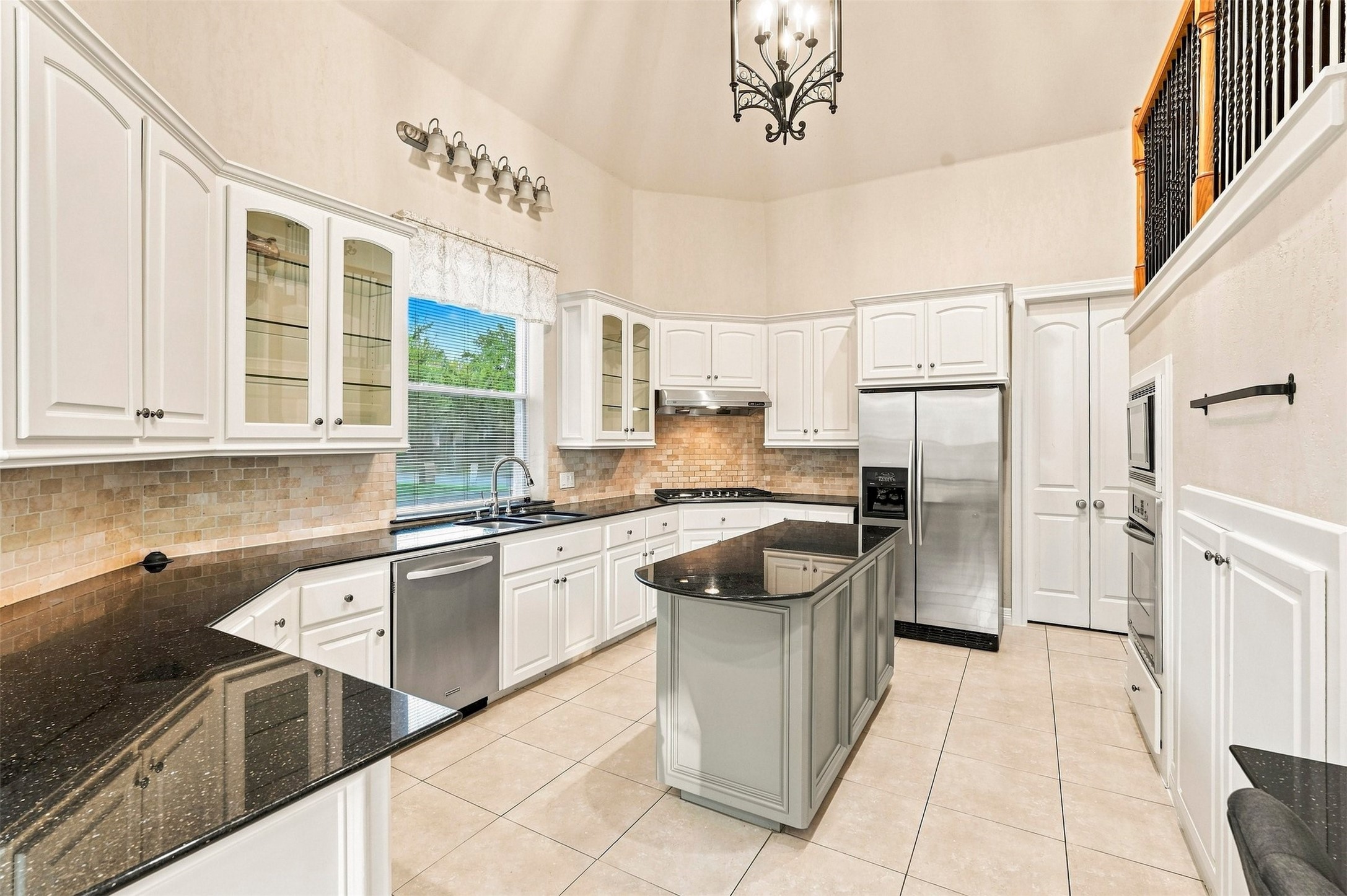 1726 Parklake Village Property Photo 12