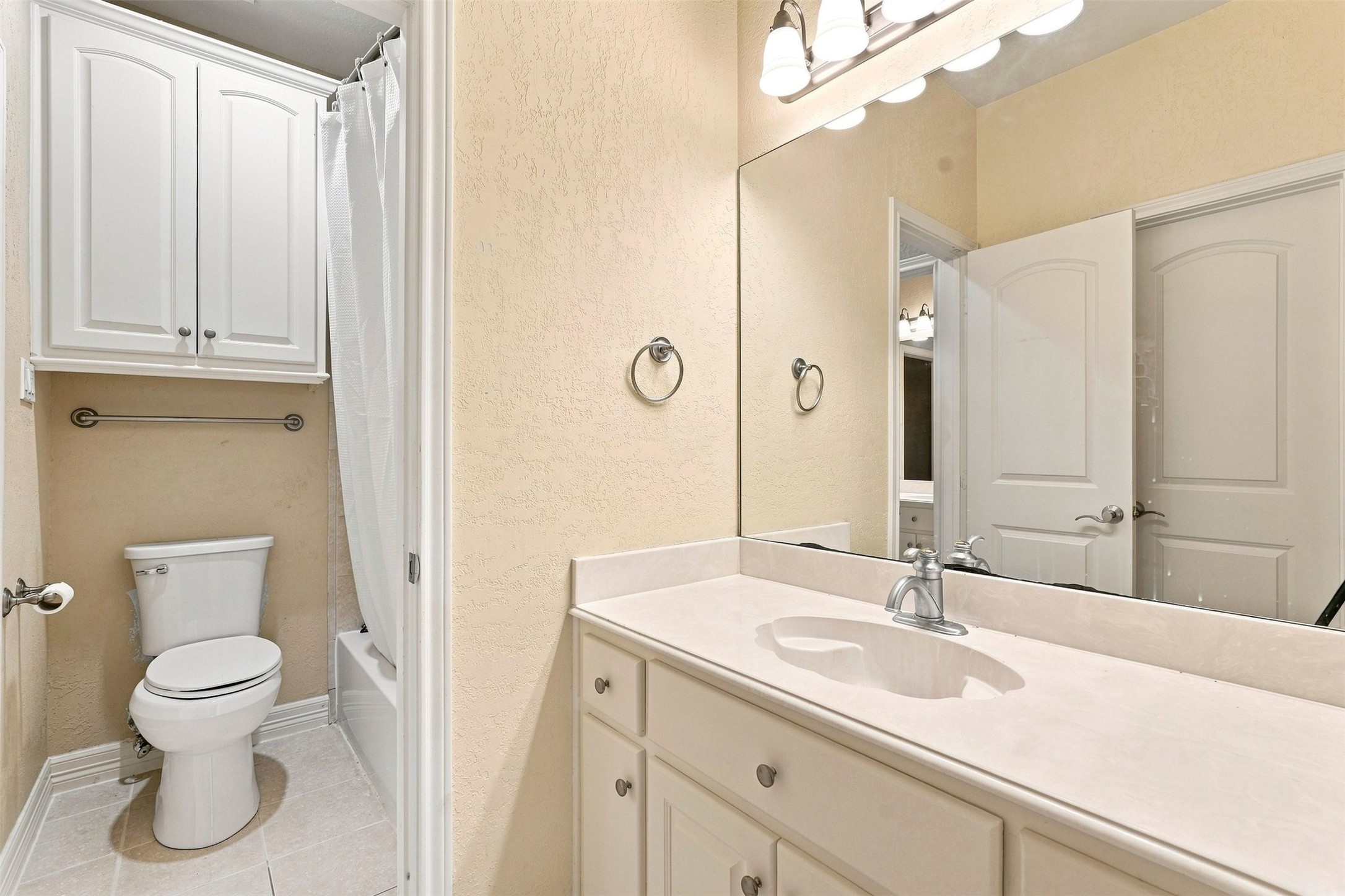 1726 Parklake Village Property Photo 23
