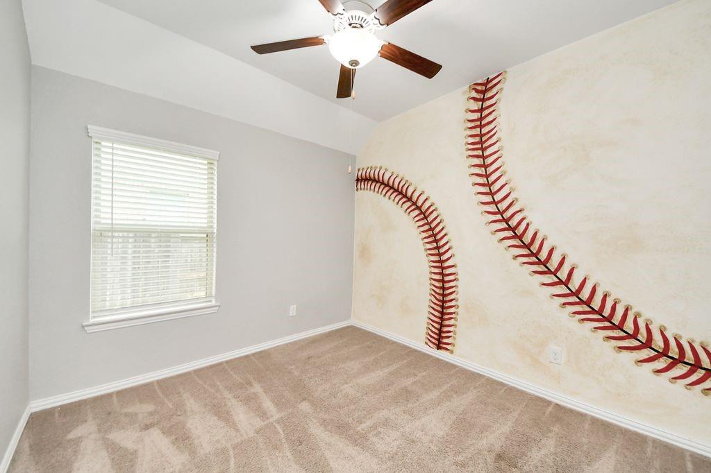 9003 Stanley Oak Drive Property Photo 36