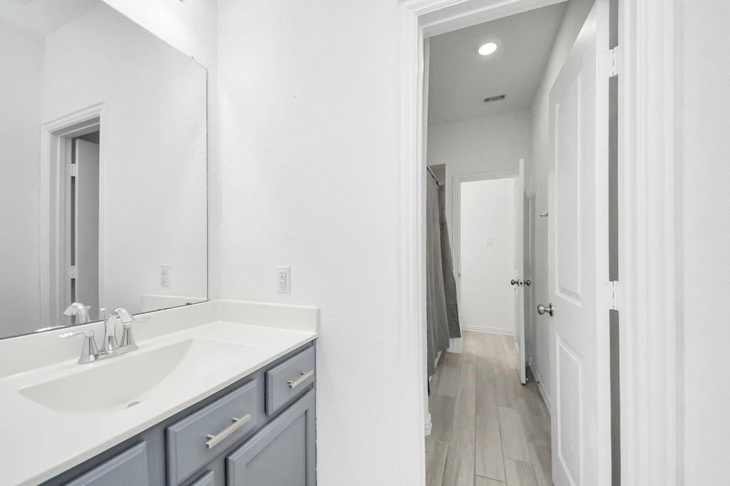 9003 Stanley Oak Drive Property Photo 37