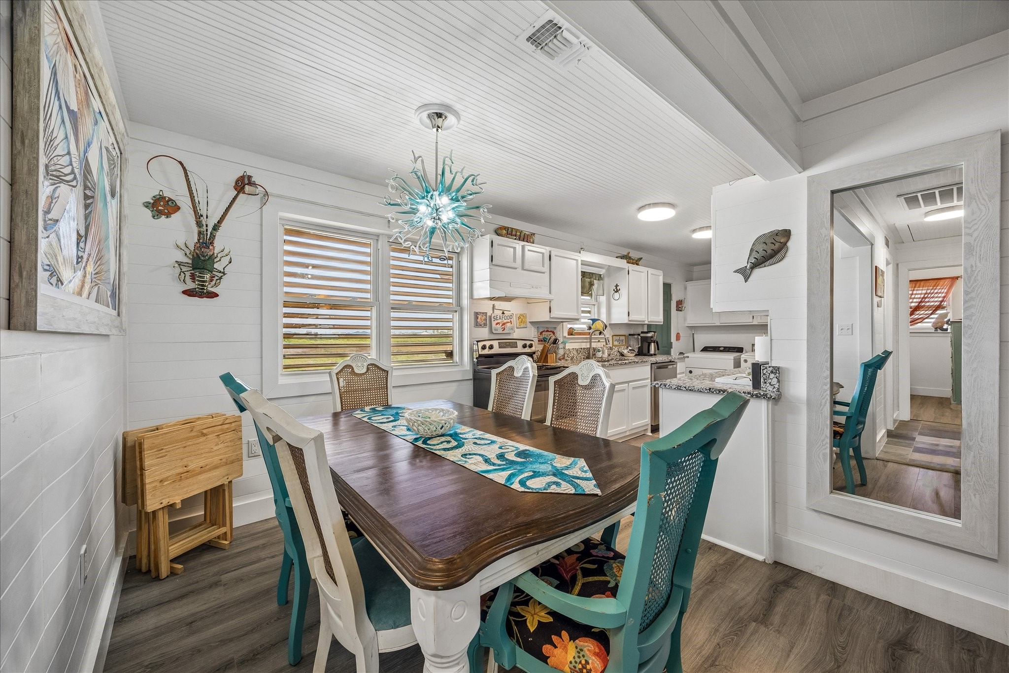 920 4th Street Property Photo 11