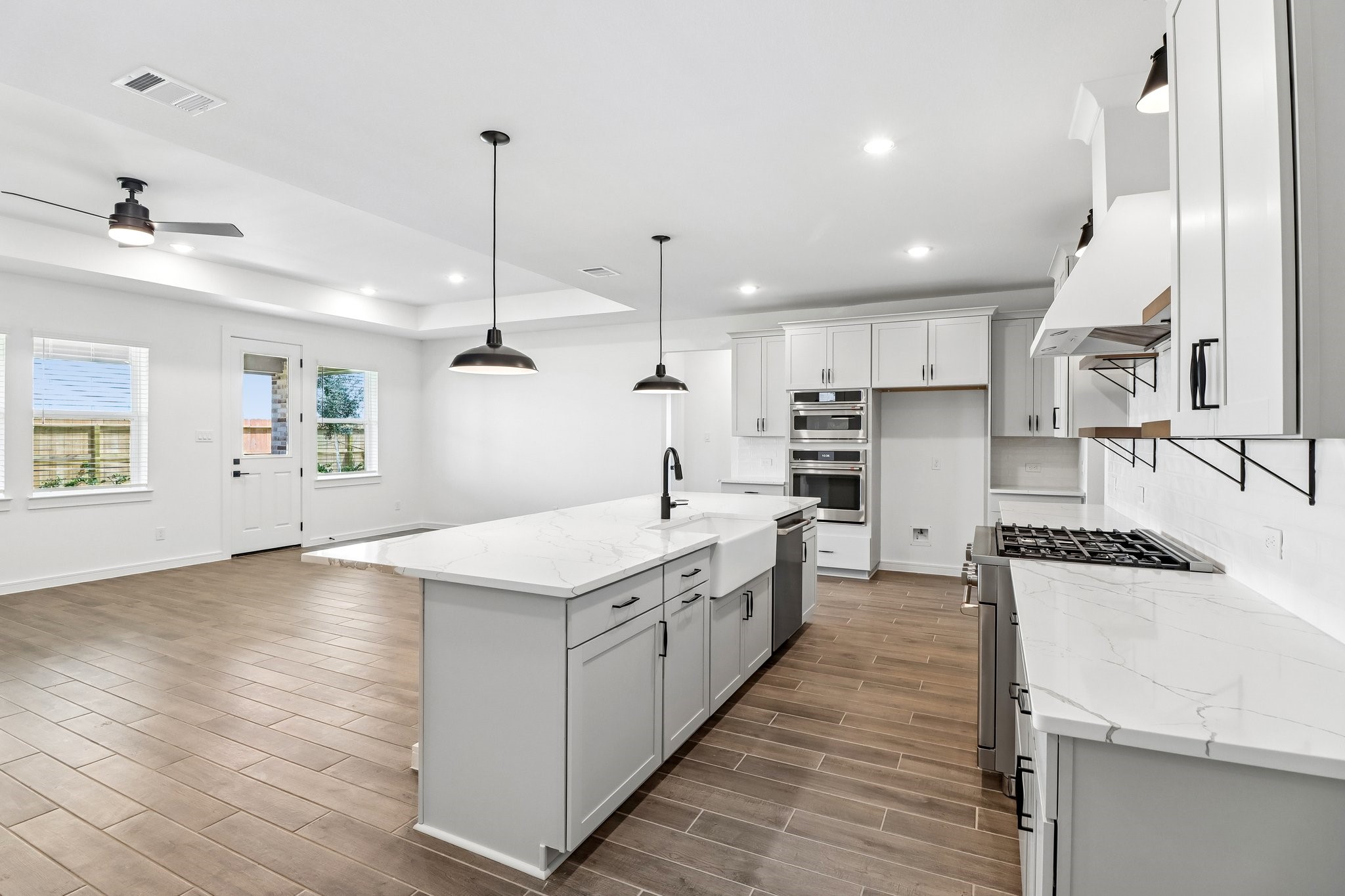 12406 Old Fashion Circle Property Photo 9