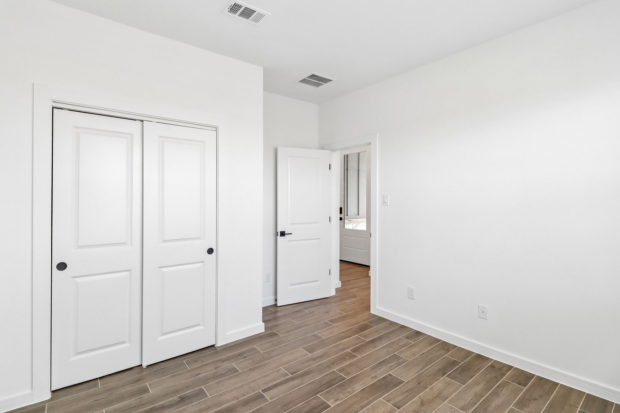 12406 Old Fashion Circle Property Photo 21
