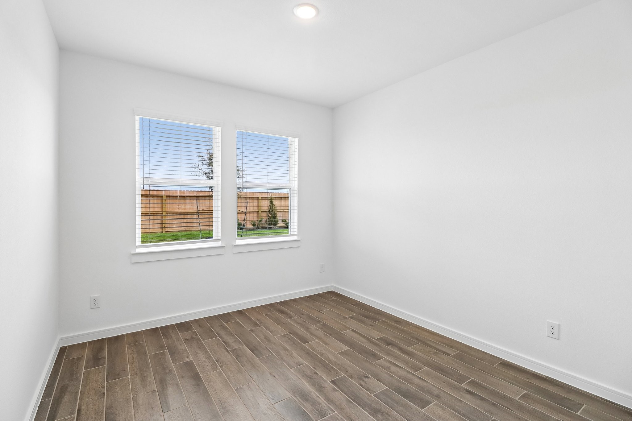 12406 Old Fashion Circle Property Photo 25