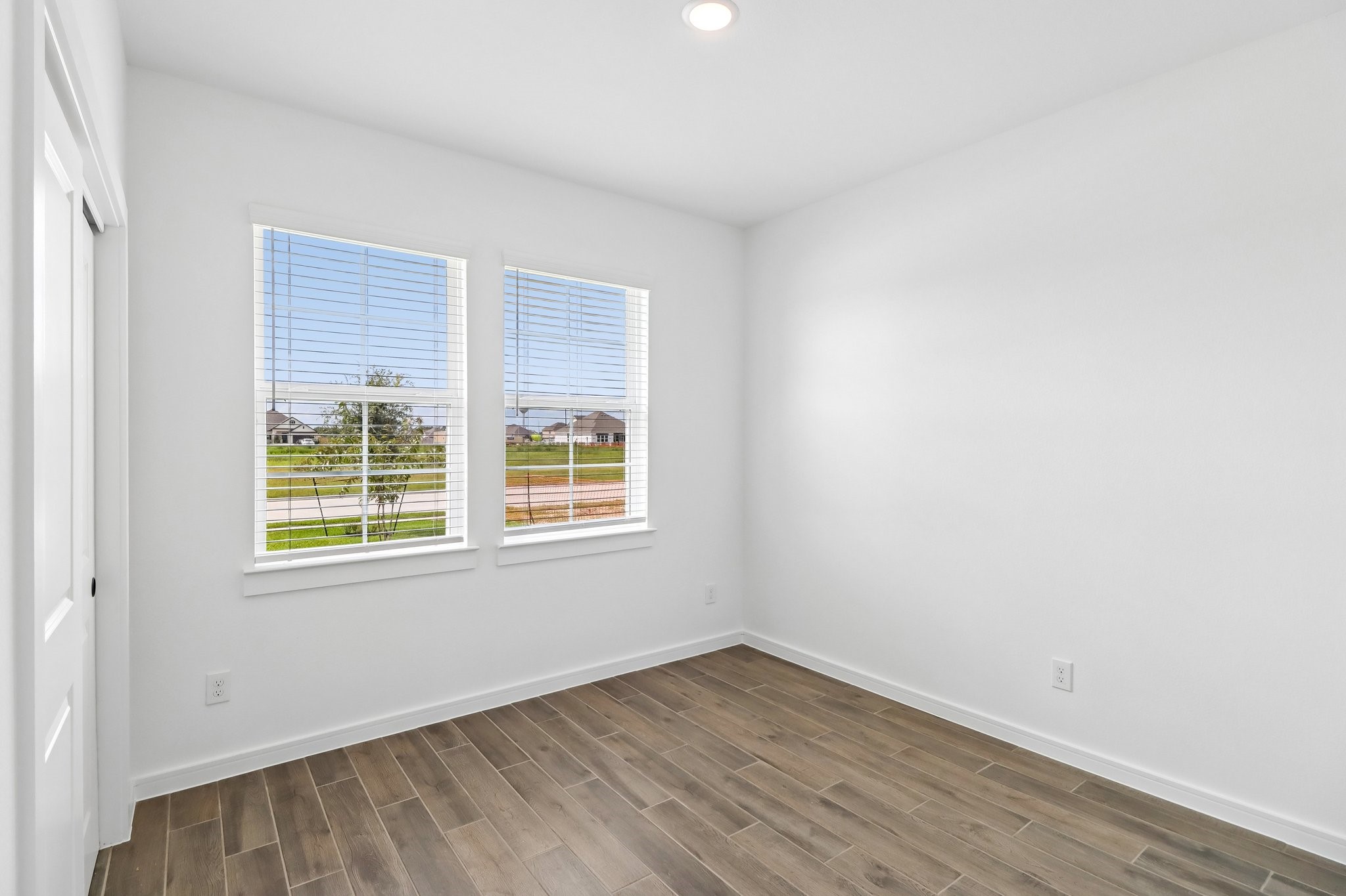 12406 Old Fashion Circle Property Photo 28
