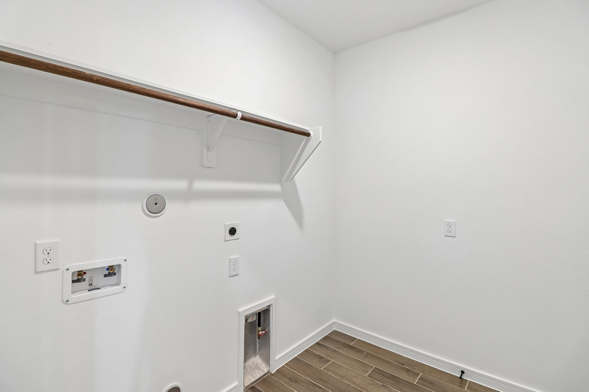 12406 Old Fashion Circle Property Photo 31