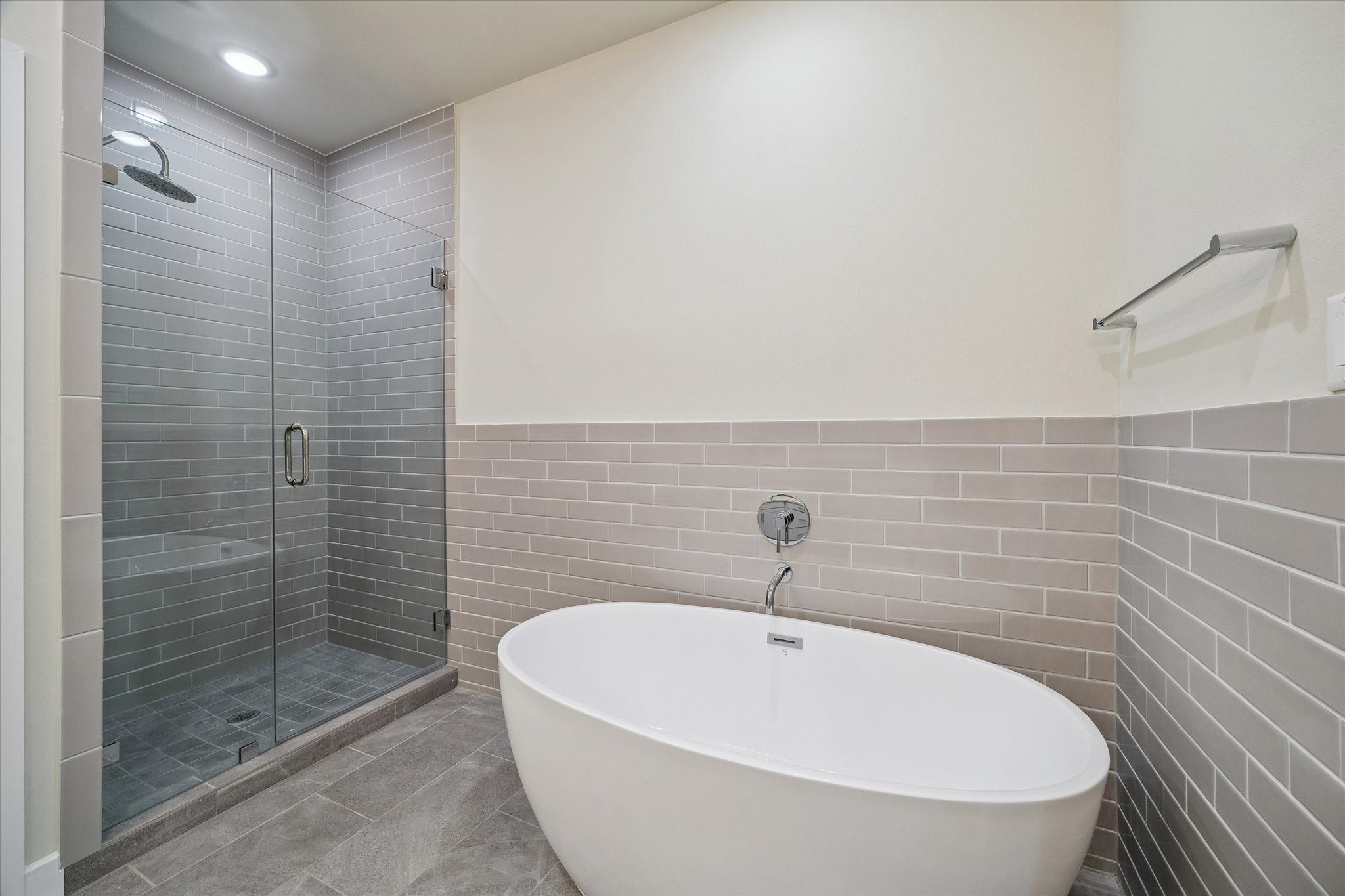 6348 Paddington Bend Drive Property Photo 14