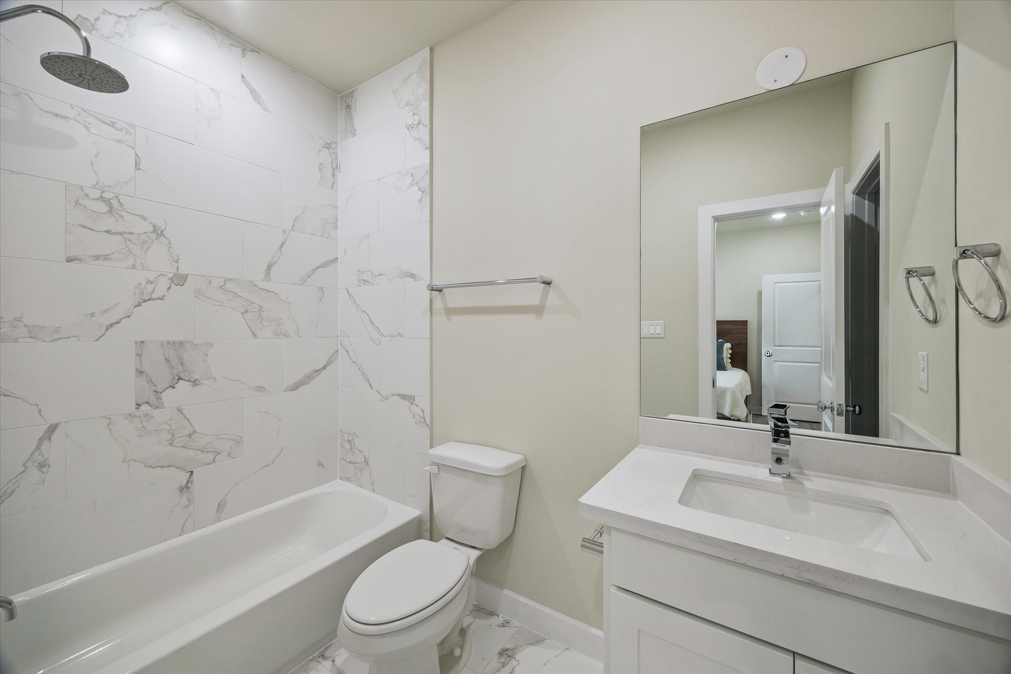 6348 Paddington Bend Drive Property Photo 18