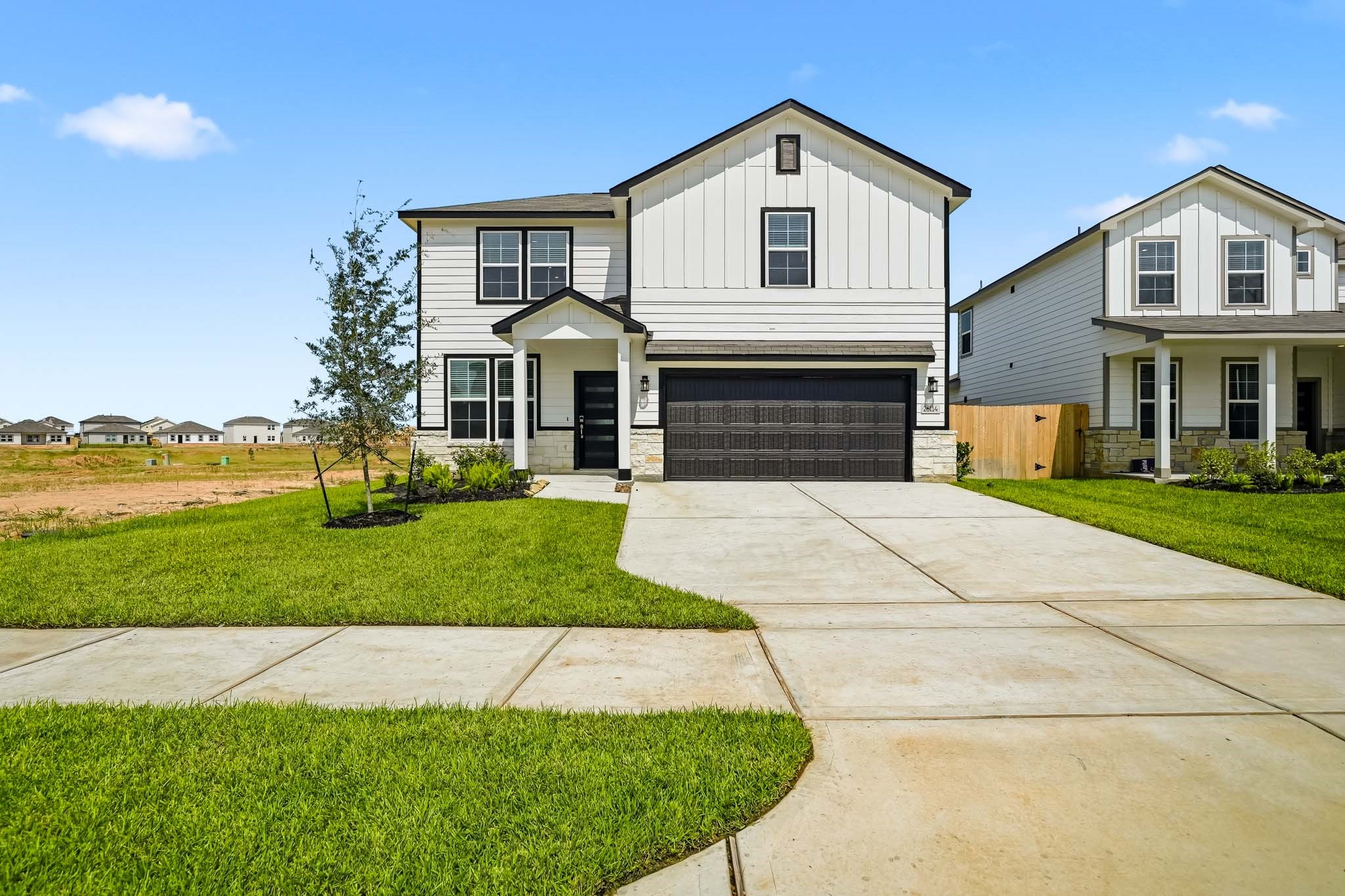 26114 Venus Trap Trail Property Photo 1