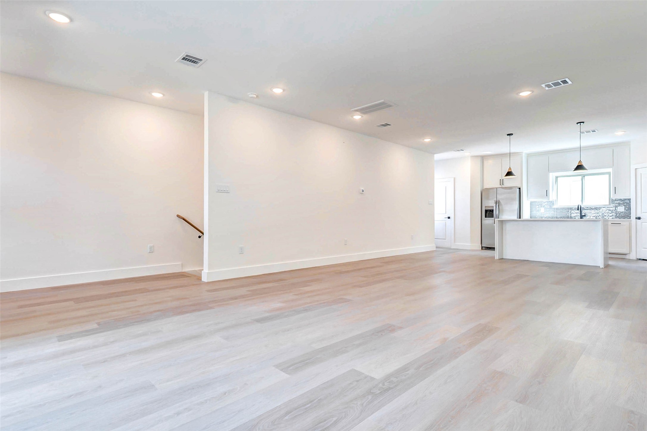 5638 Dolores Street Property Photo 17